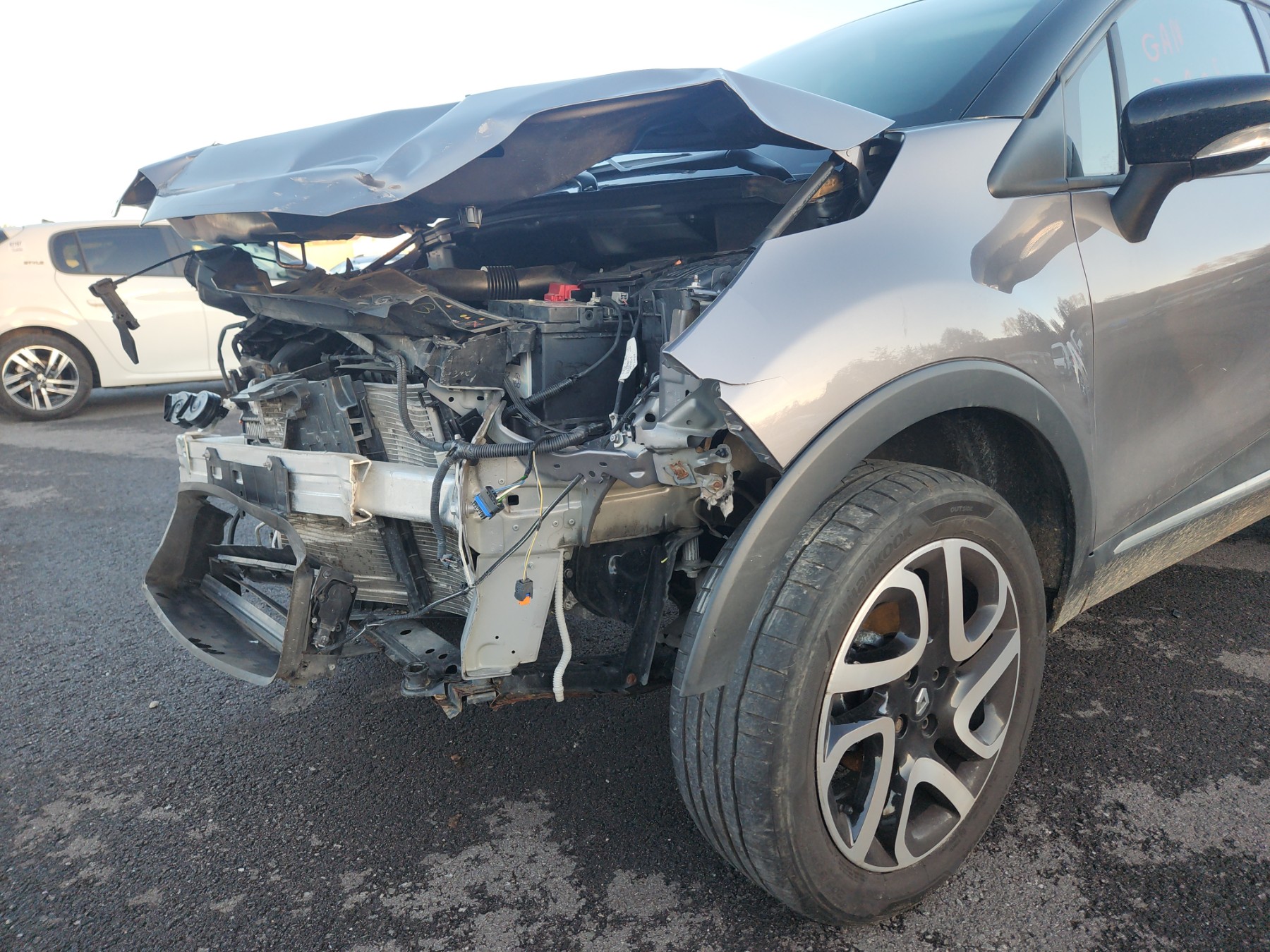 Extension d'aile arriere gauche pour RENAULT CAPTUR 1 PHASE 1 Extension d'aile arriere gauche pour RENAULT CAPTUR 1 PHASE 1