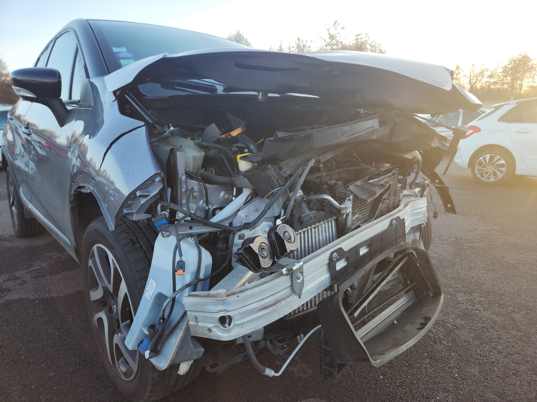 Extension d'aile arriere gauche pour RENAULT CAPTUR 1 PHASE 1 Extension d'aile arriere gauche pour RENAULT CAPTUR 1 PHASE 1