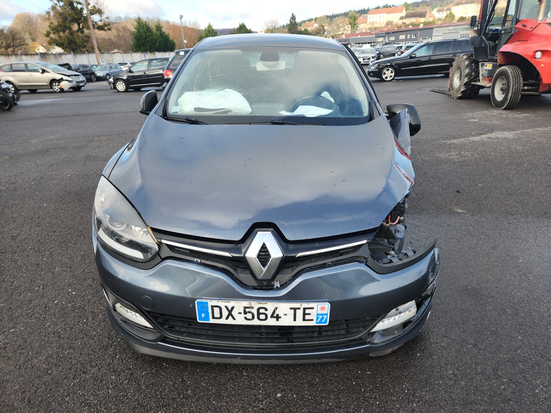 Afficheur pour RENAULT MEGANE 3 PHASE 3 Afficheur pour RENAULT MEGANE 3 PHASE 3