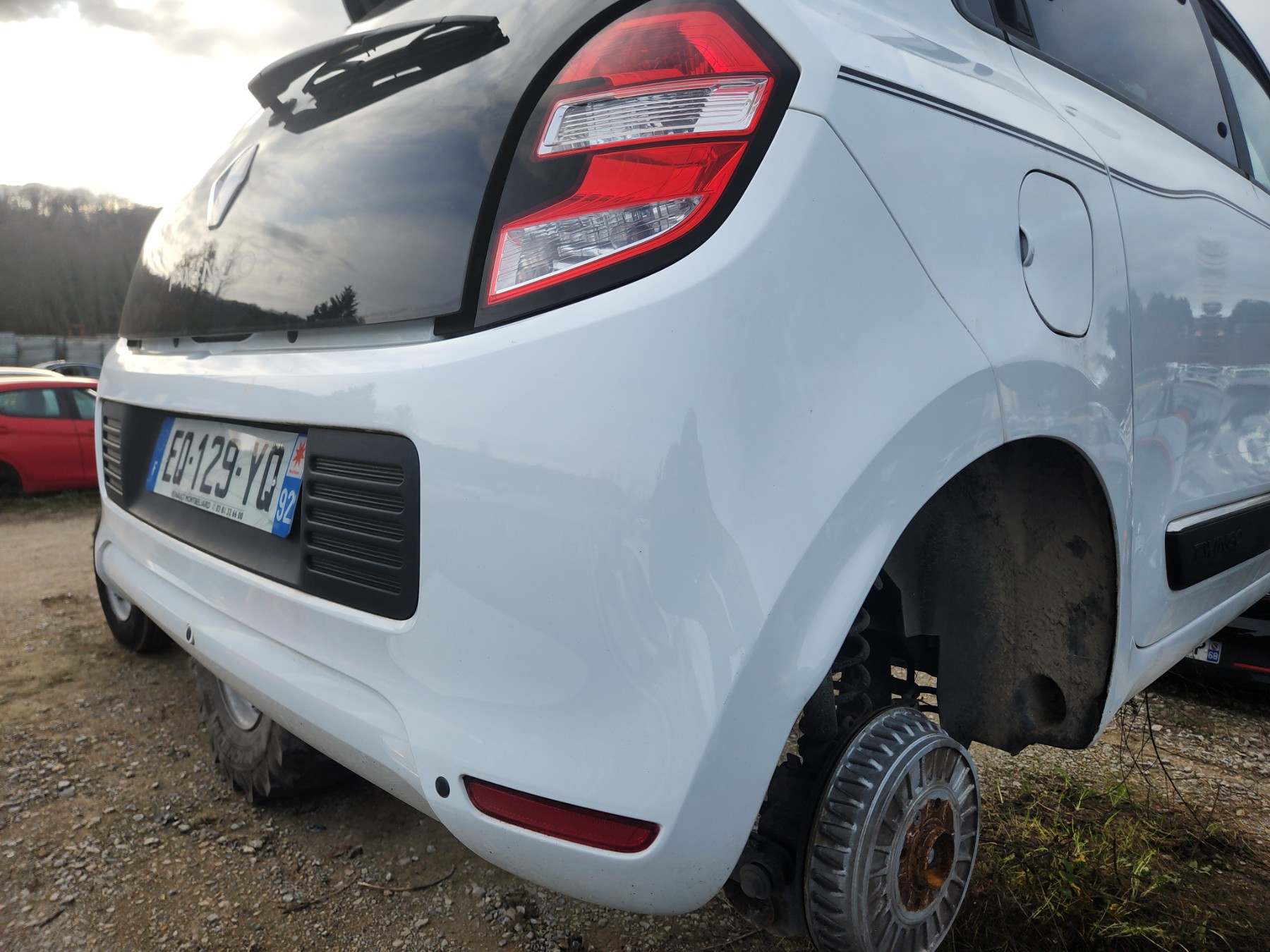 Cardan arriere droit (transmission) pour RENAULT TWINGO 3 Cardan arriere droit (transmission) pour RENAULT TWINGO 3
