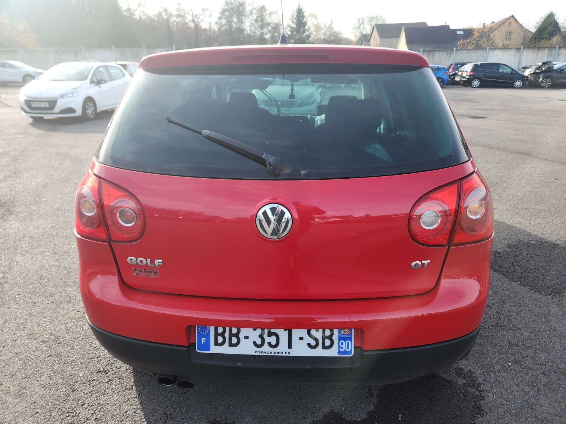 Autoradio d'origine pour VOLKSWAGEN GOLF 5 Autoradio d'origine pour VOLKSWAGEN GOLF 5