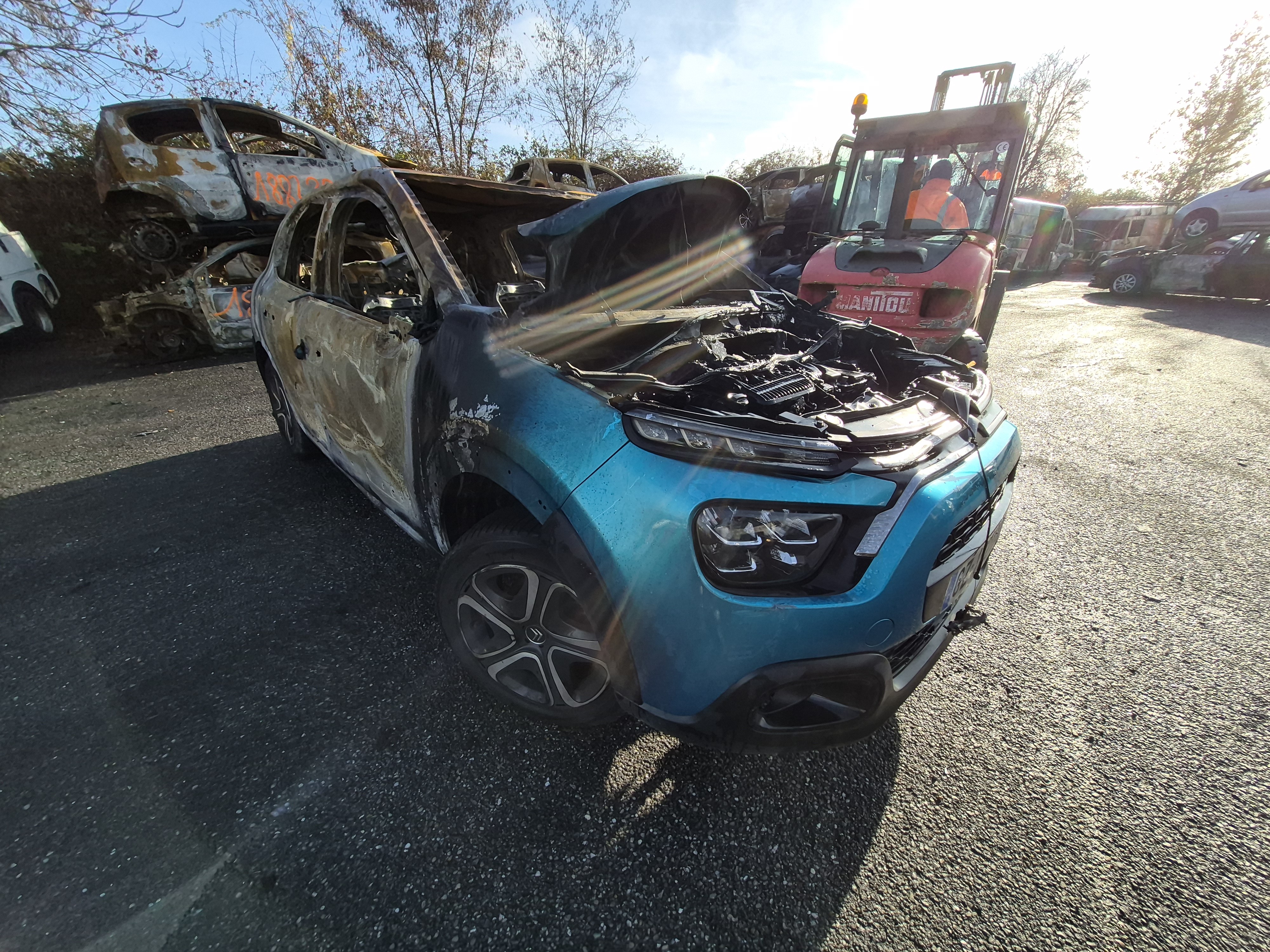 Anti brouillard droit (feux) pour CITROEN C3 3 PHASE 1 Anti brouillard droit (feux) pour CITROEN C3 3 PHASE 1