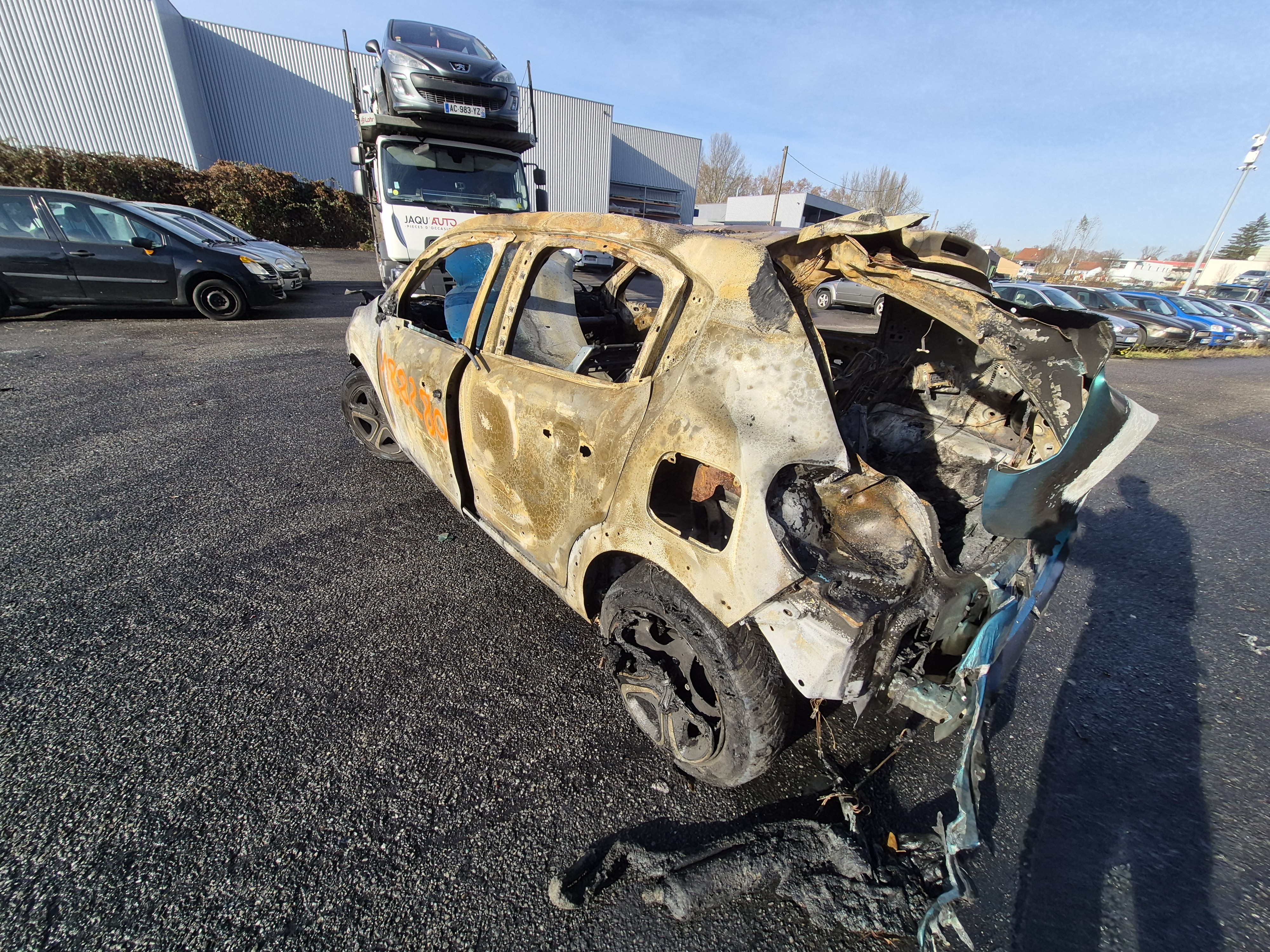 Anti brouillard droit (feux) pour CITROEN C3 3 PHASE 1 Anti brouillard droit (feux) pour CITROEN C3 3 PHASE 1
