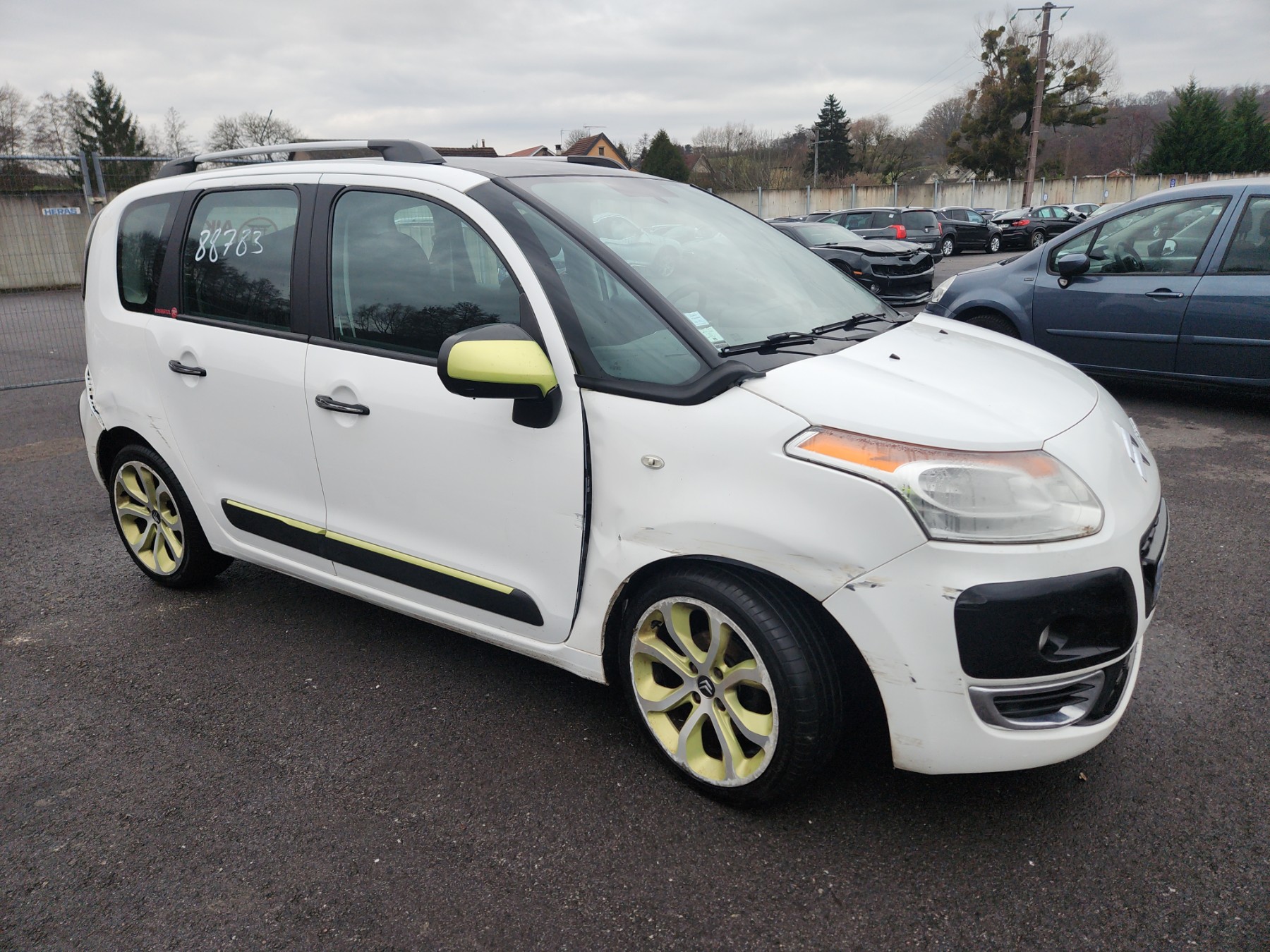 Optique avant principal droit (feux)(phare) pour CITROEN C3 PICASSO Optique avant principal droit (feux)(phare) pour CITROEN C3 PICASSO