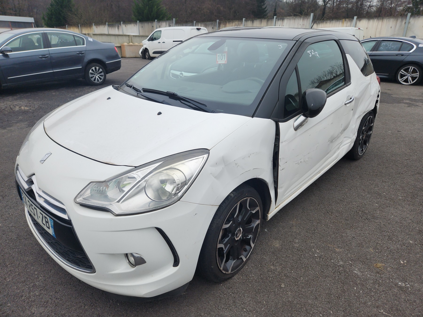 Feu diurne avant gauche pour CITROEN DS3 PHASE 1 Feu diurne avant gauche pour CITROEN DS3 PHASE 1