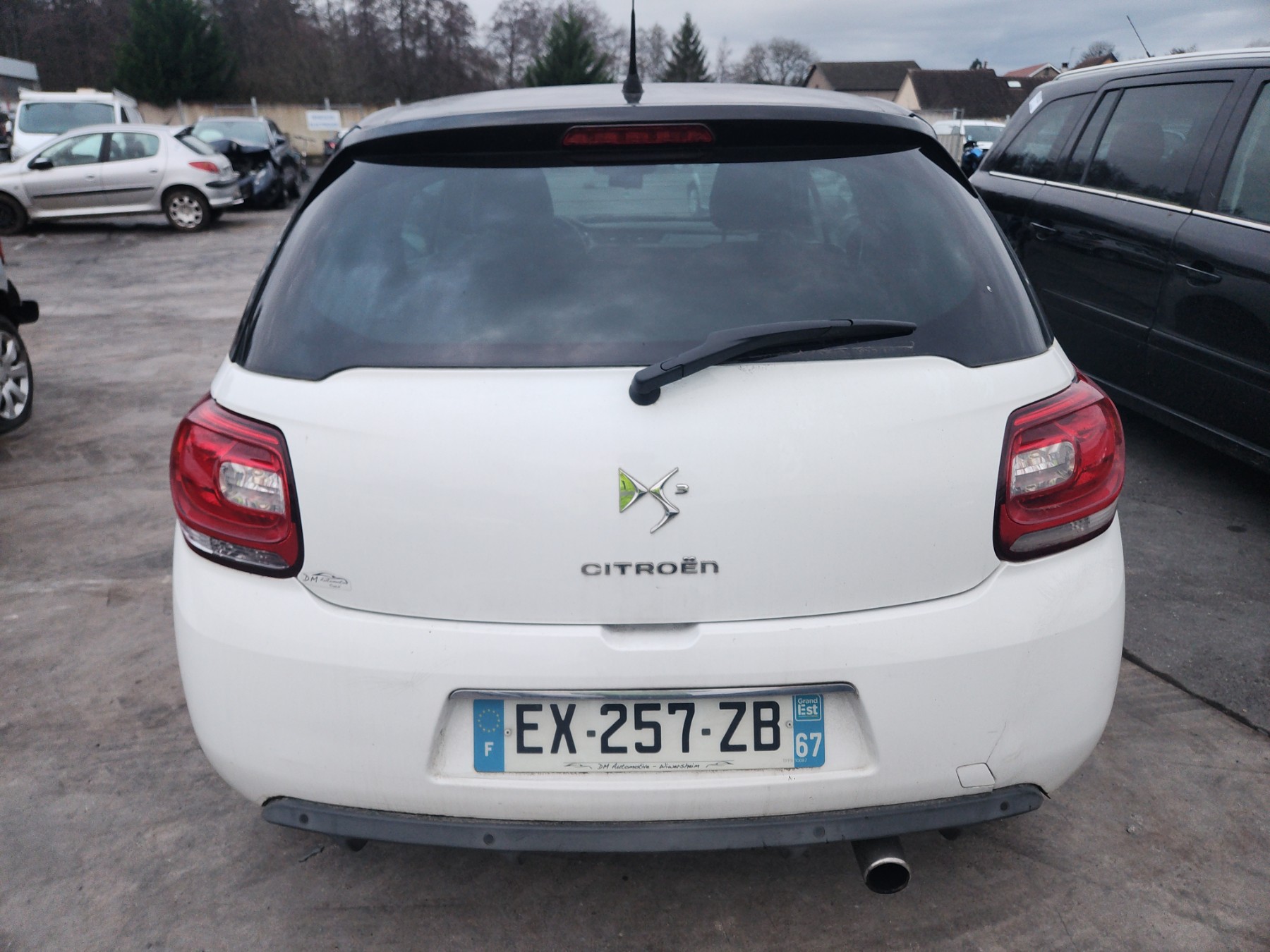 Feu diurne avant gauche pour CITROEN DS3 PHASE 1 Feu diurne avant gauche pour CITROEN DS3 PHASE 1