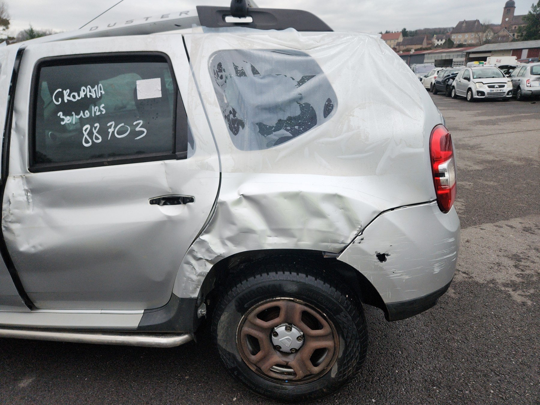 Attelage (boule de remorquage) pour DACIA DUSTER 1 PHASE 2 Attelage (boule de remorquage) pour DACIA DUSTER 1 PHASE 2