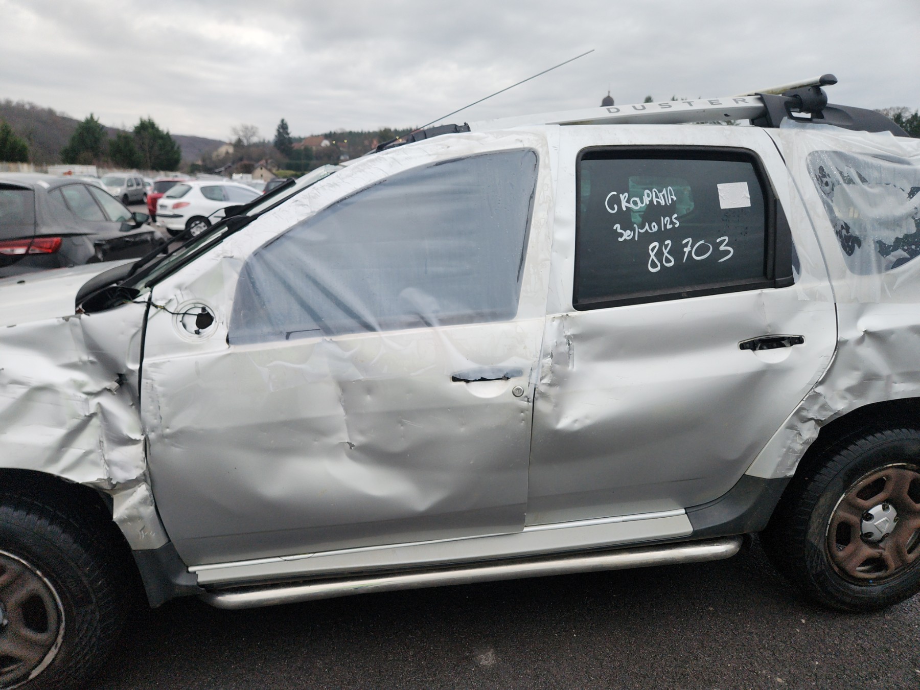 Attelage (boule de remorquage) pour DACIA DUSTER 1 PHASE 2 Attelage (boule de remorquage) pour DACIA DUSTER 1 PHASE 2