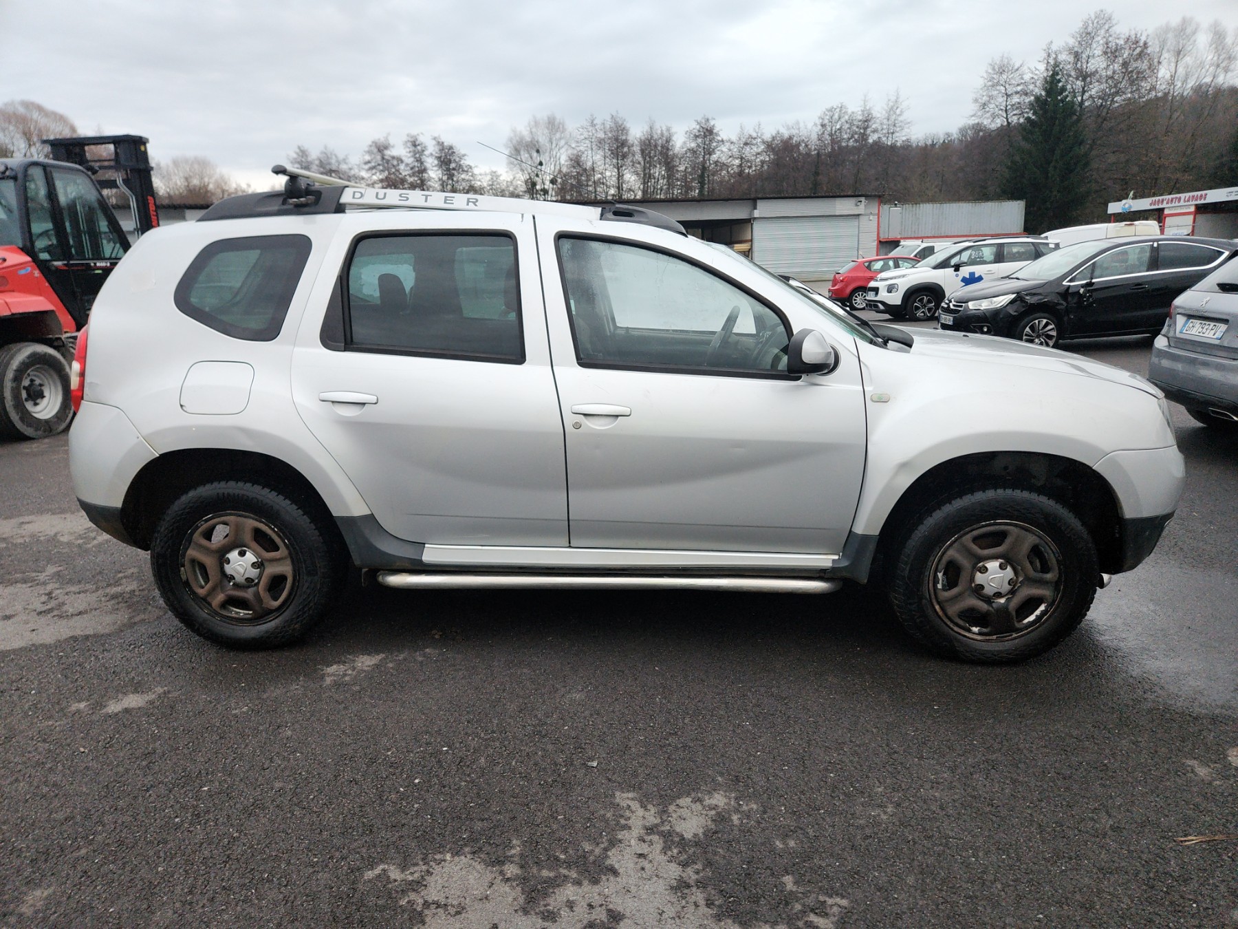 Attelage (boule de remorquage) pour DACIA DUSTER 1 PHASE 2 Attelage (boule de remorquage) pour DACIA DUSTER 1 PHASE 2