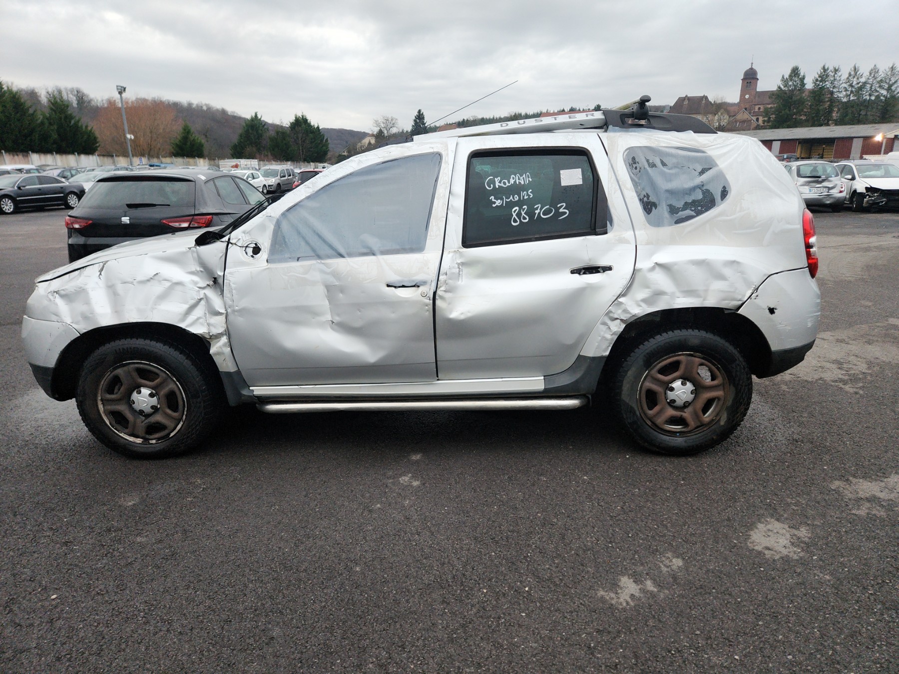 Attelage (boule de remorquage) pour DACIA DUSTER 1 PHASE 2 Attelage (boule de remorquage) pour DACIA DUSTER 1 PHASE 2
