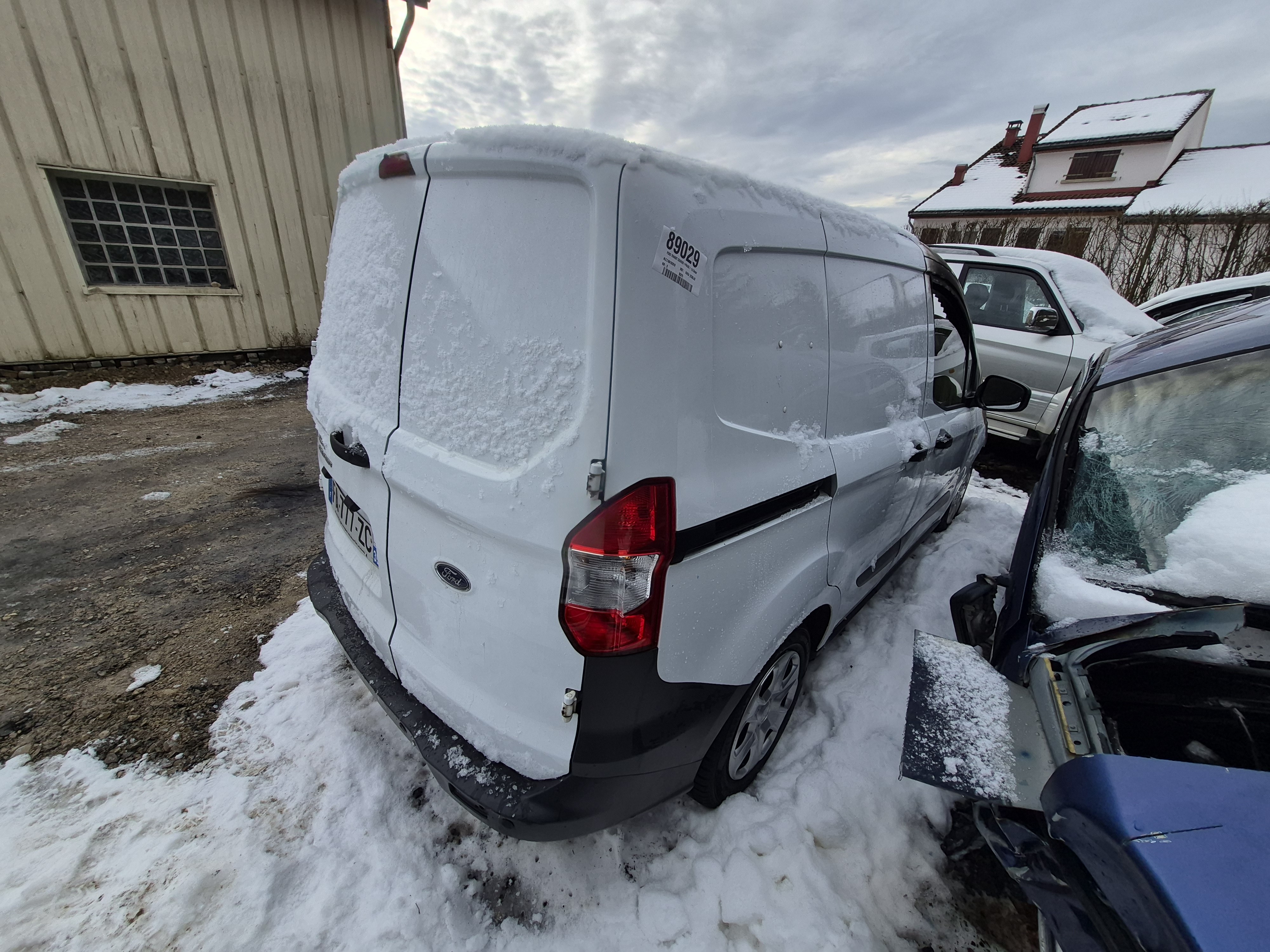 Feu arriere principal droit (feux) pour FORD TRANSIT COURIER PHASE 1 Feu arriere principal droit (feux) pour FORD TRANSIT COURIER PHASE 1