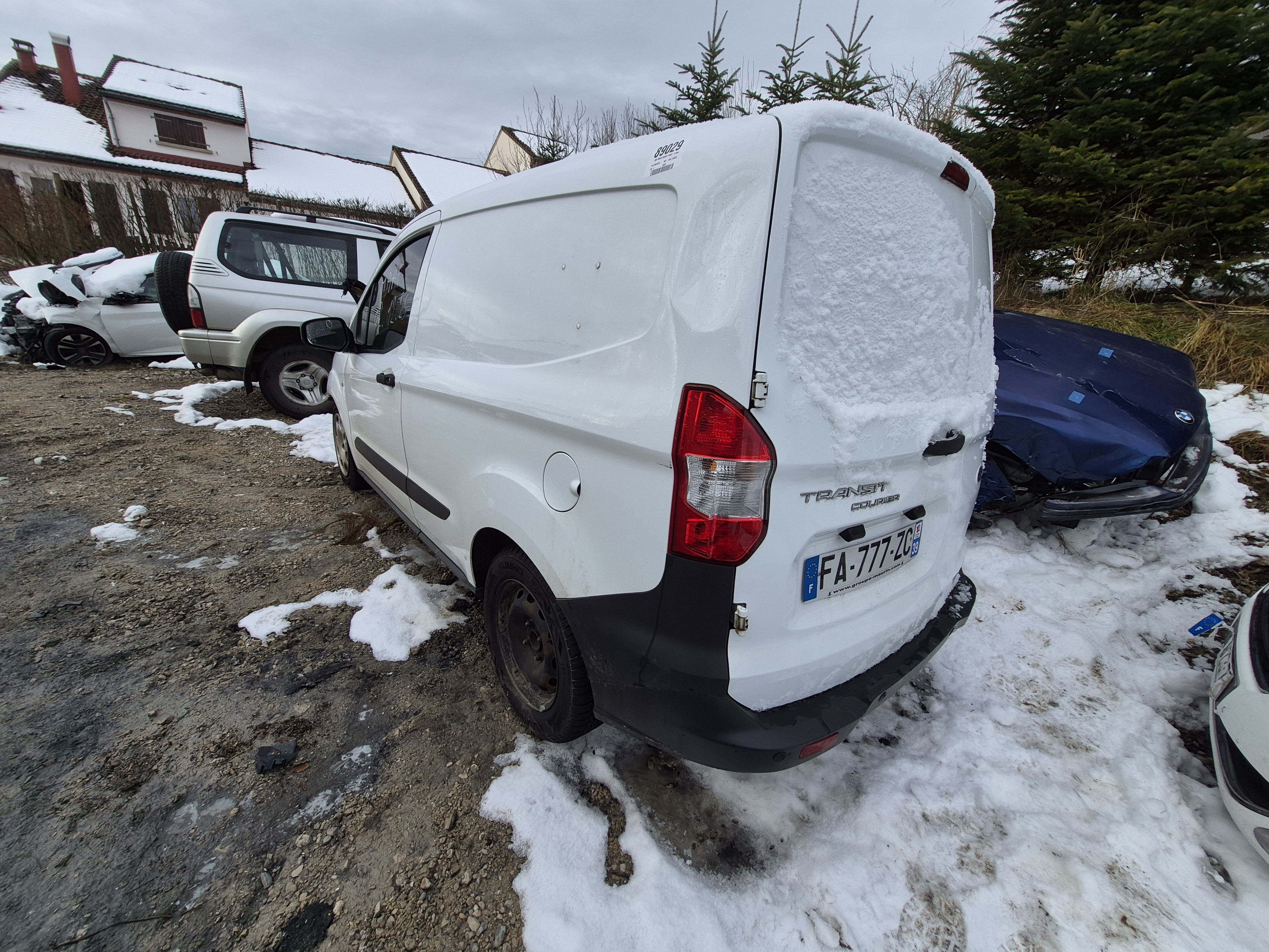 Feu arriere principal droit (feux) pour FORD TRANSIT COURIER PHASE 1 Feu arriere principal droit (feux) pour FORD TRANSIT COURIER PHASE 1