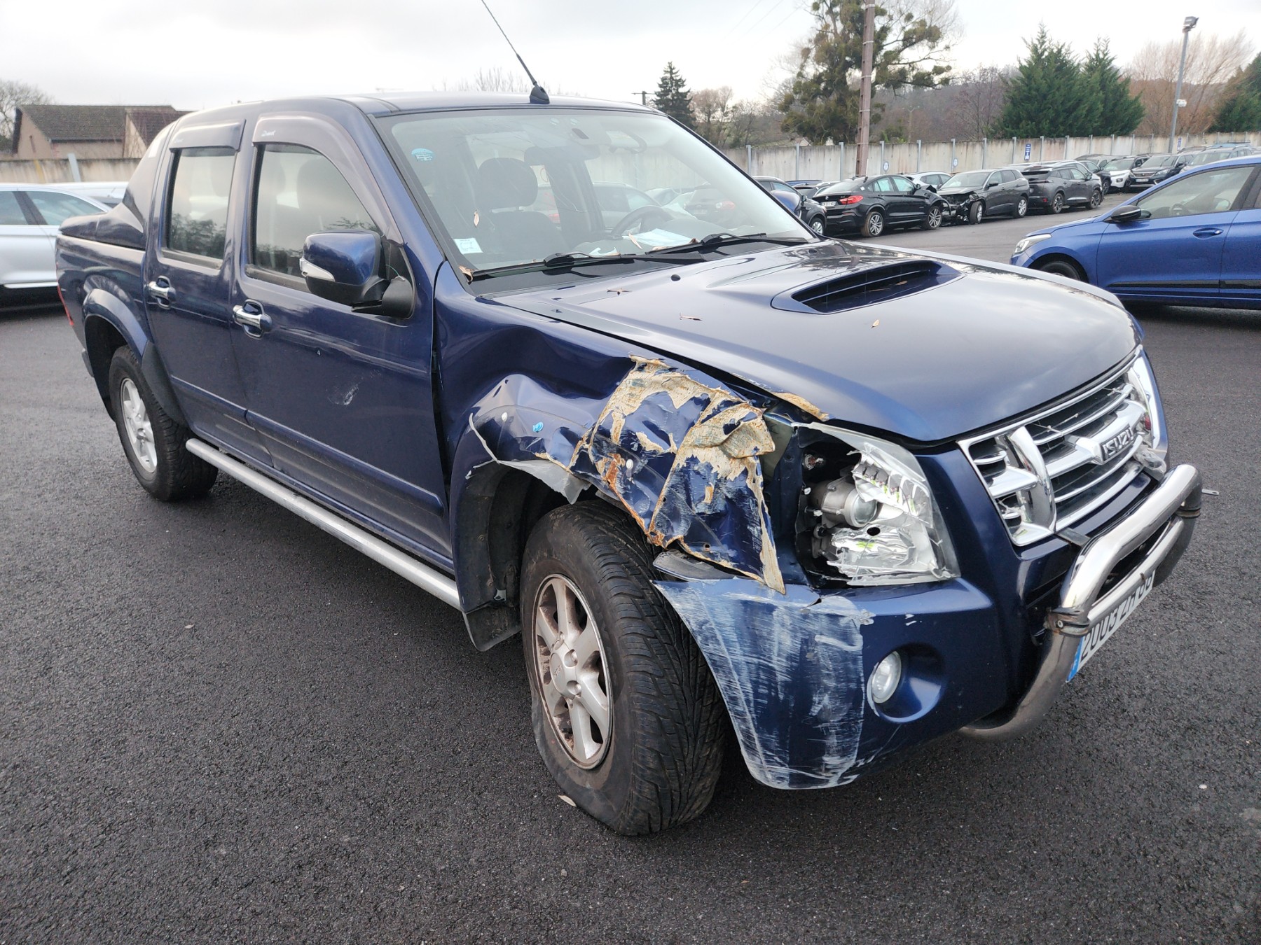 Aile avant gauche pour ISUZU D-MAX 1 PHASE 2 Aile avant gauche pour ISUZU D-MAX 1 PHASE 2