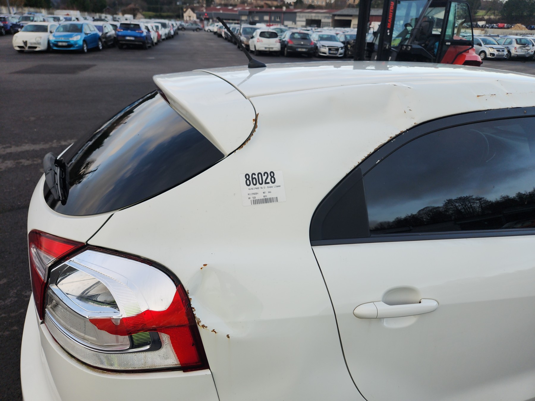 Renfort pare choc arriere (traverse) pour KIA RIO 3 PHASE 1 Renfort pare choc arriere (traverse) pour KIA RIO 3 PHASE 1