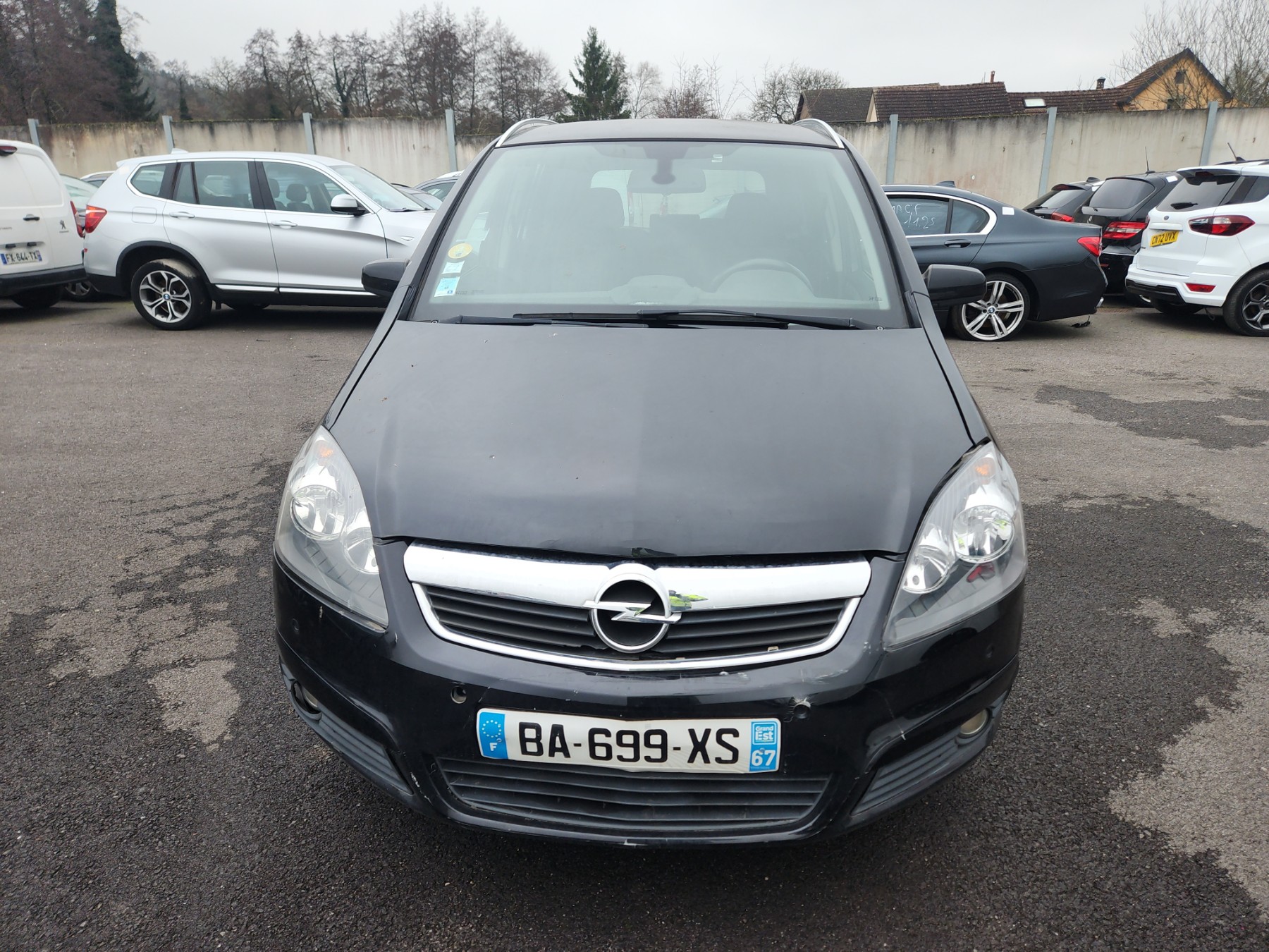 Armature avant, Masque avant pour OPEL ZAFIRA B PHASE 1 Armature avant, Masque avant pour OPEL ZAFIRA B PHASE 1