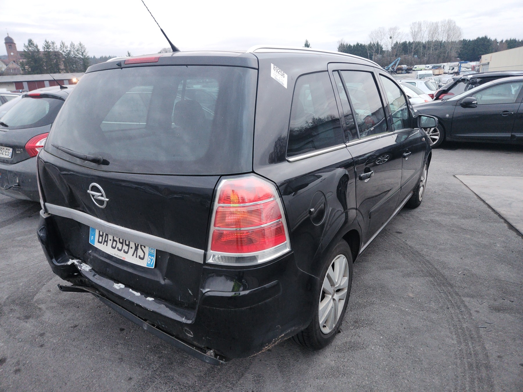 Armature avant, Masque avant pour OPEL ZAFIRA B PHASE 1 Armature avant, Masque avant pour OPEL ZAFIRA B PHASE 1