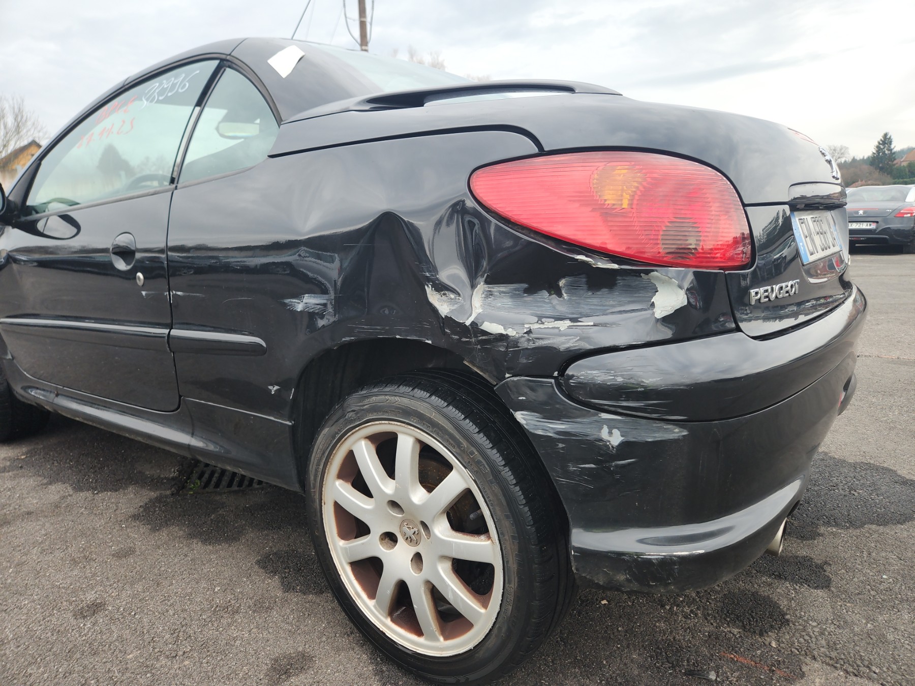 Pare choc avant pour PEUGEOT 206 PHASE 2 CABRIOLET Pare choc avant pour PEUGEOT 206 PHASE 2 CABRIOLET