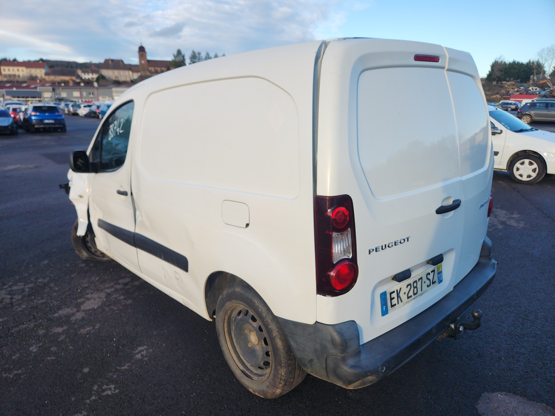 Réservoir AdBlue pour PEUGEOT PARTNER 2 PHASE 3 Réservoir AdBlue pour PEUGEOT PARTNER 2 PHASE 3