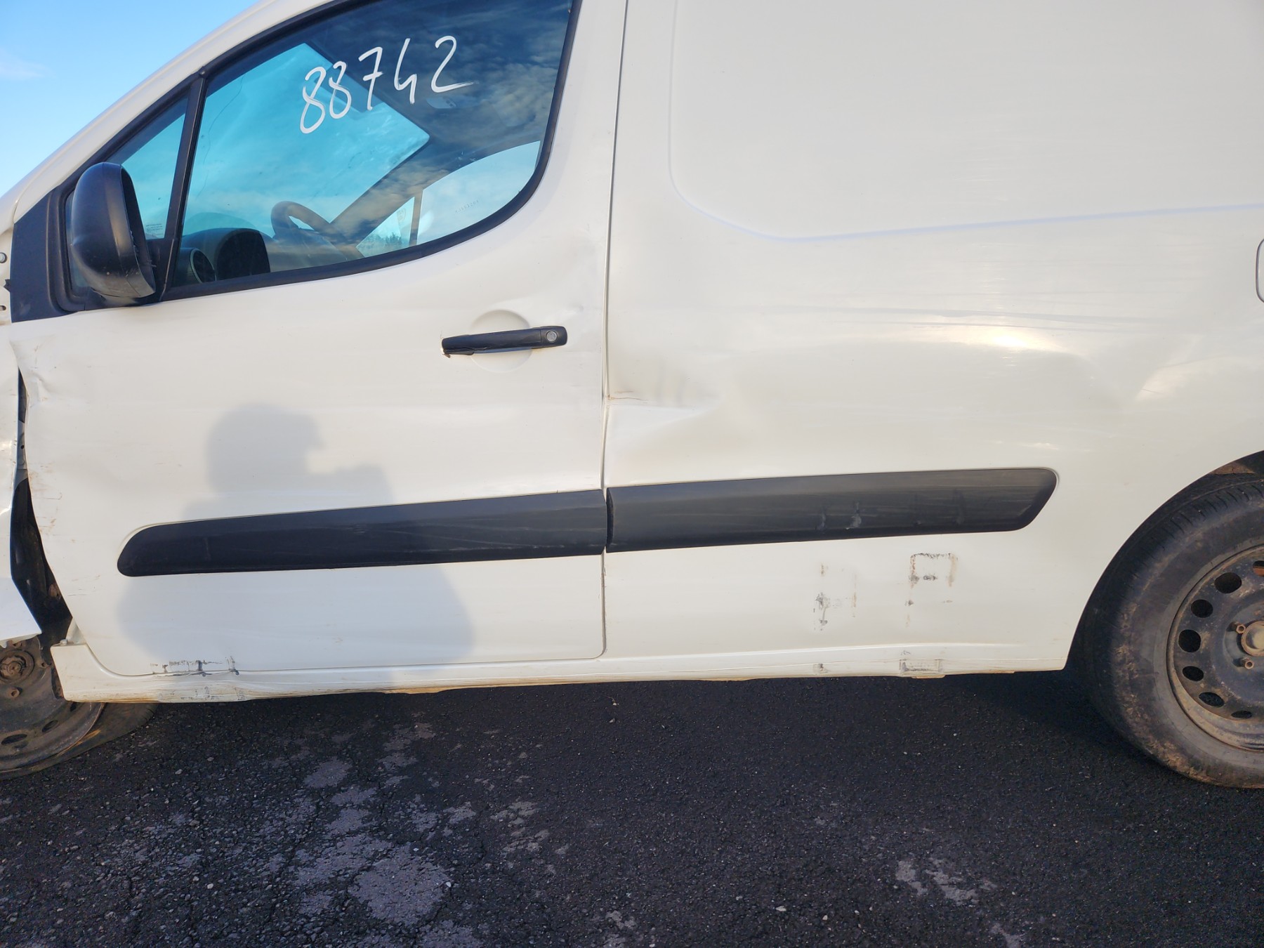Réservoir AdBlue pour PEUGEOT PARTNER 2 PHASE 3 Réservoir AdBlue pour PEUGEOT PARTNER 2 PHASE 3