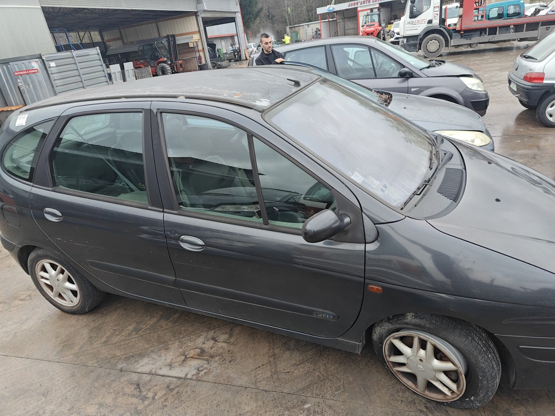 Pare choc avant pour RENAULT SCENIC 1 PHASE 2 Pare choc avant pour RENAULT SCENIC 1 PHASE 2
