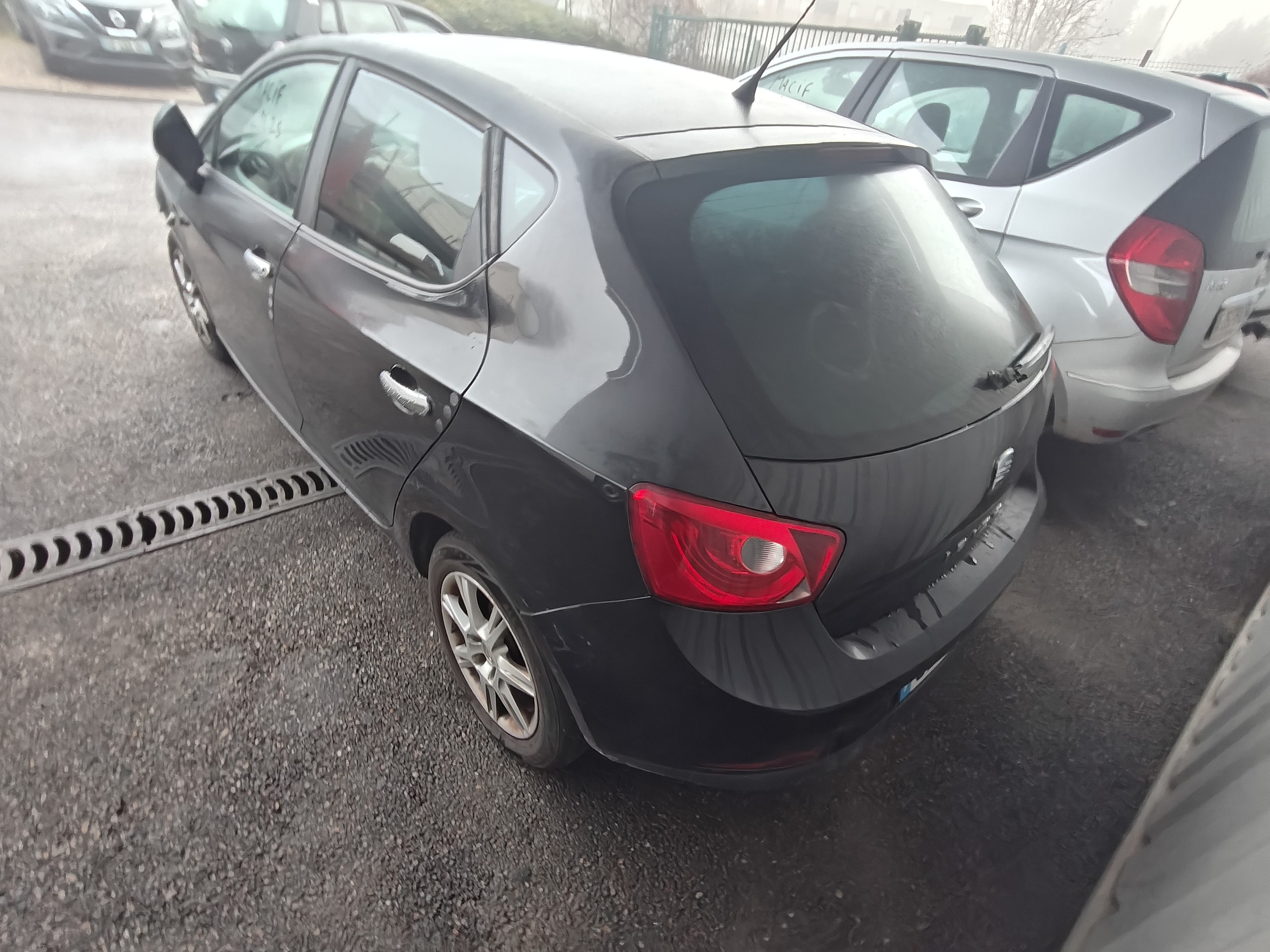 Pare choc arriere pour SEAT IBIZA 4 PHASE 1 Pare choc arriere pour SEAT IBIZA 4 PHASE 1