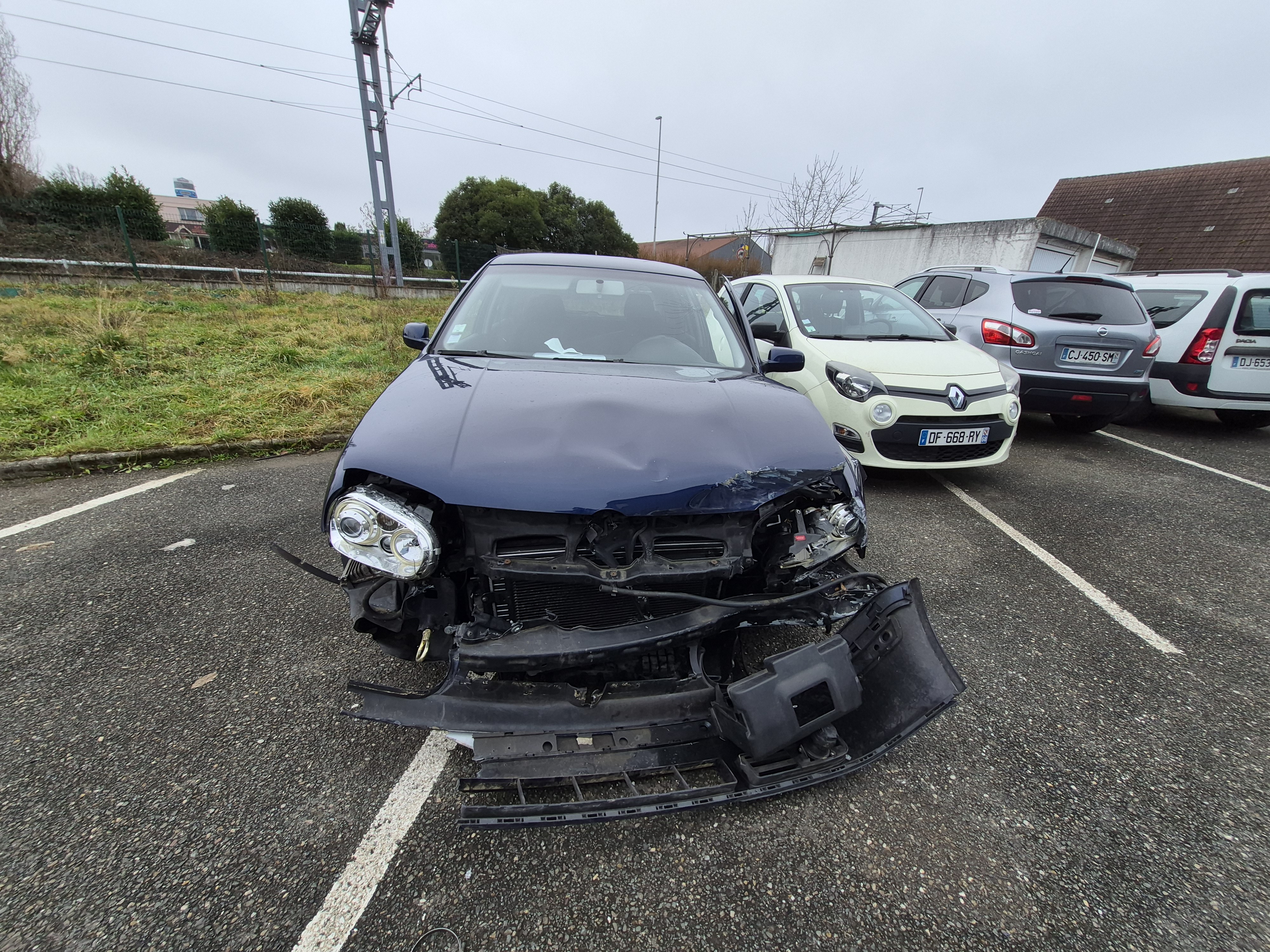 Pompe de direction pour VOLKSWAGEN GOLF 4 Pompe de direction pour VOLKSWAGEN GOLF 4