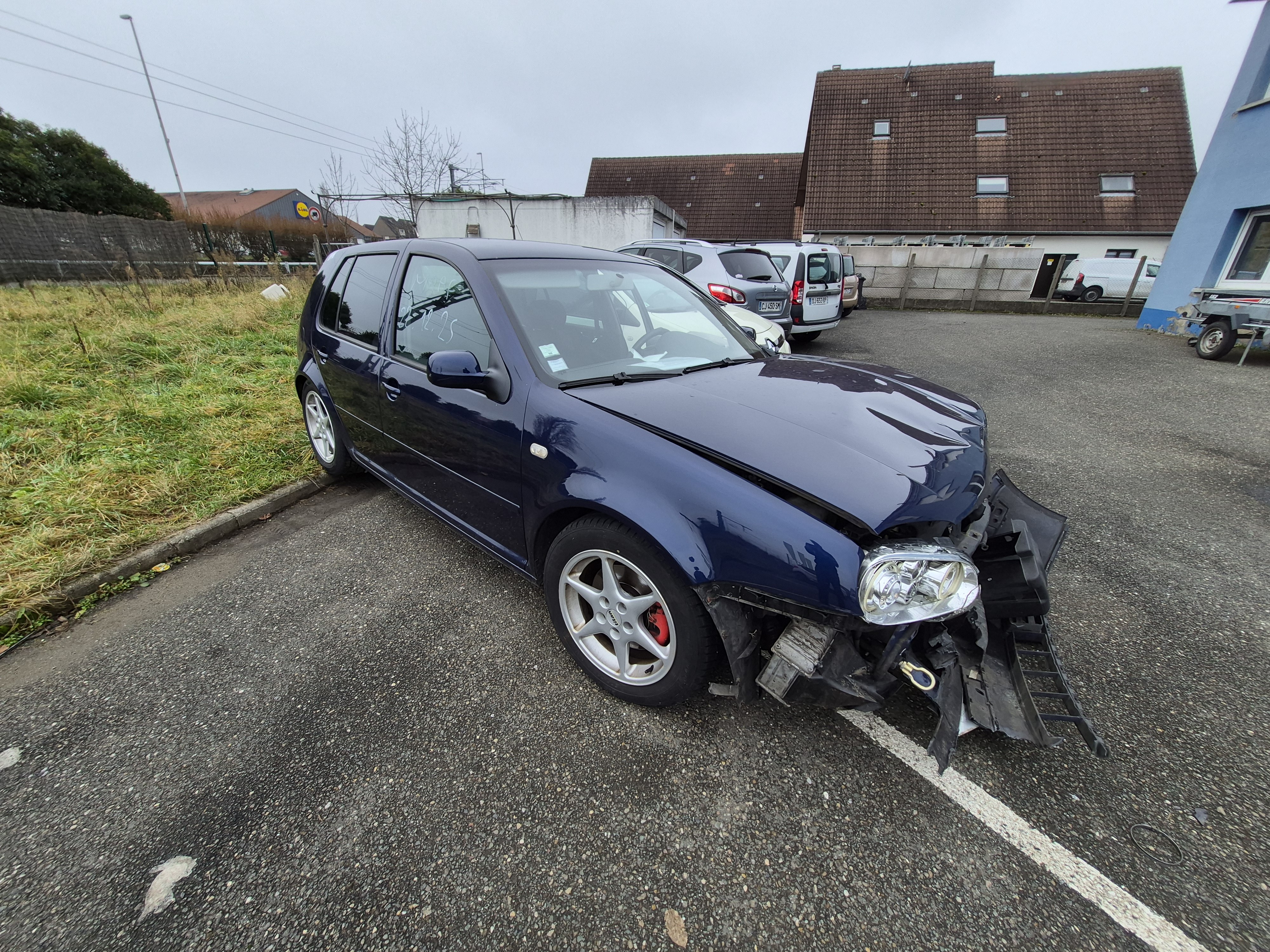 Pompe de direction pour VOLKSWAGEN GOLF 4 Pompe de direction pour VOLKSWAGEN GOLF 4