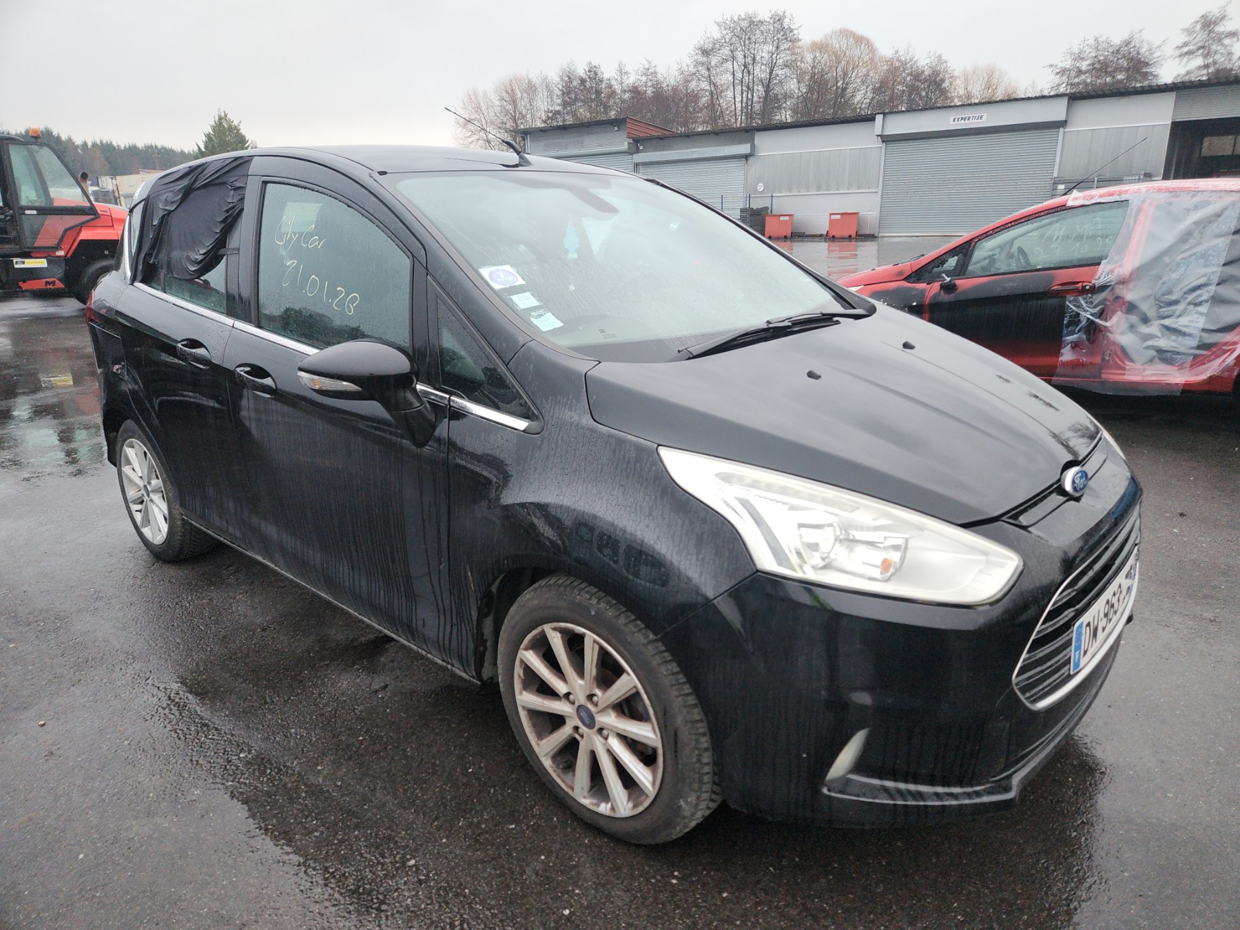Aile avant gauche pour FORD B-MAX Aile avant gauche pour FORD B-MAX