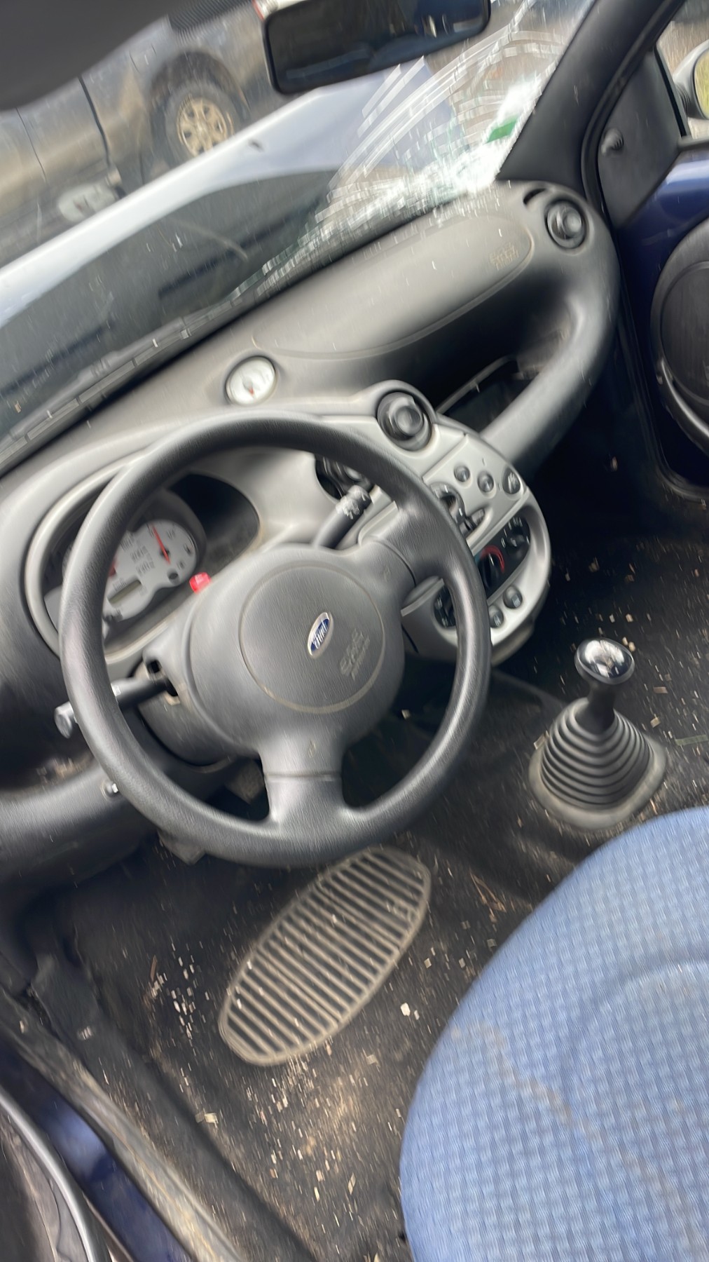 Feu arriere principal droit (feux) pour FORD KA 1 PHASE 1 Feu arriere principal droit (feux) pour FORD KA 1 PHASE 1