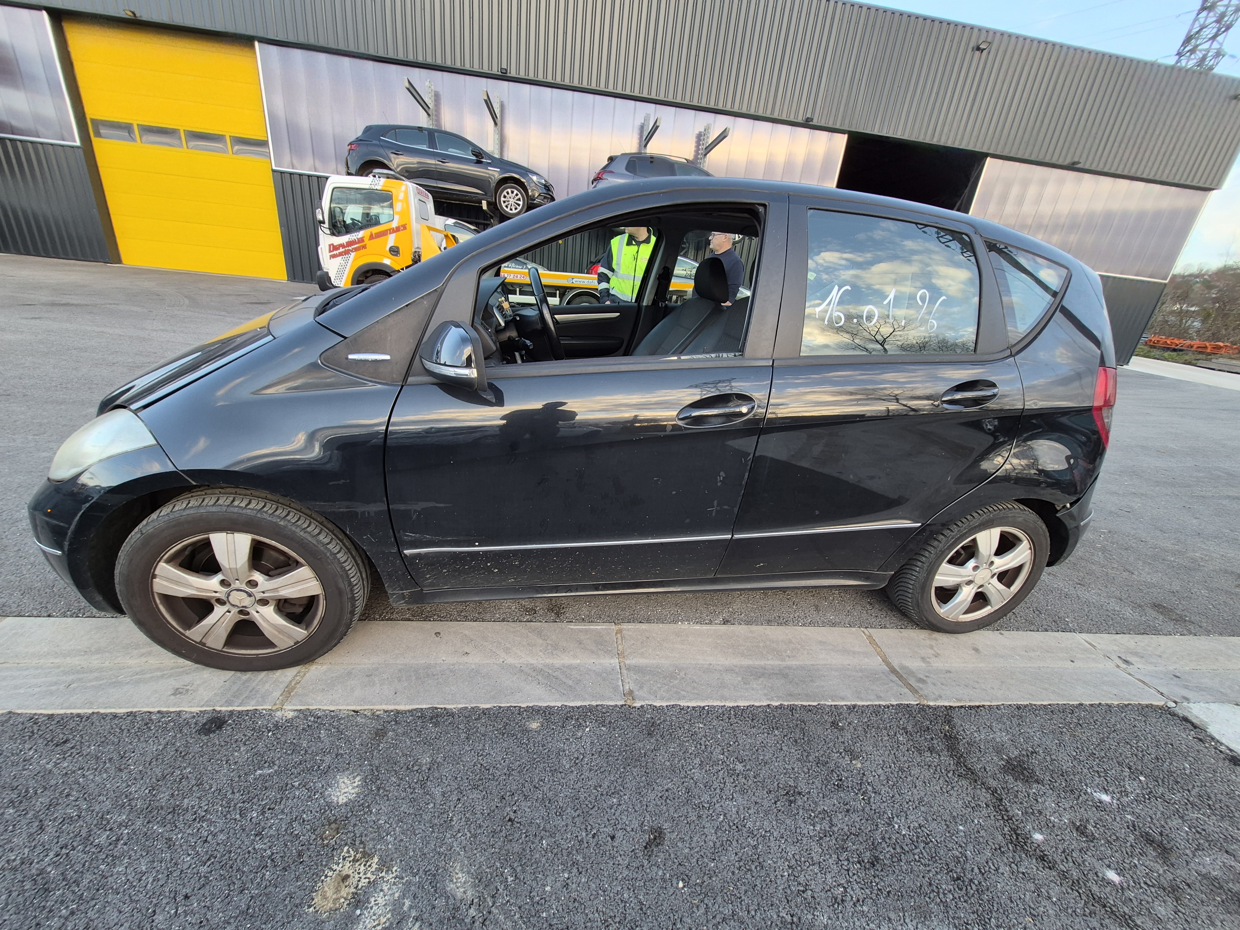 Feu arriere principal gauche (feux) pour MERCEDES CLASSE A 169 PHASE 2 Feu arriere principal gauche (feux) pour MERCEDES CLASSE A 169 PHASE 2