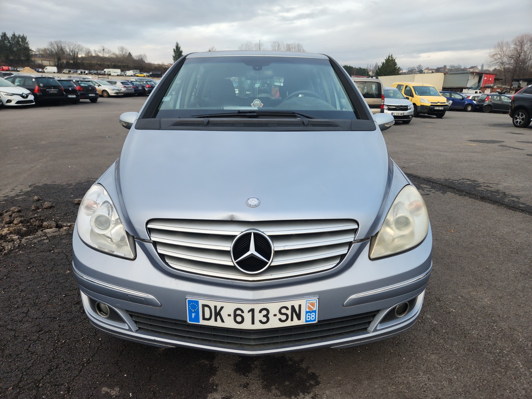 Optique avant principal droit (feux)(phare) pour MERCEDES CLASSE B 245 PHASE 1 Optique avant principal droit (feux)(phare) pour MERCEDES CLASSE B 245 PHASE 1