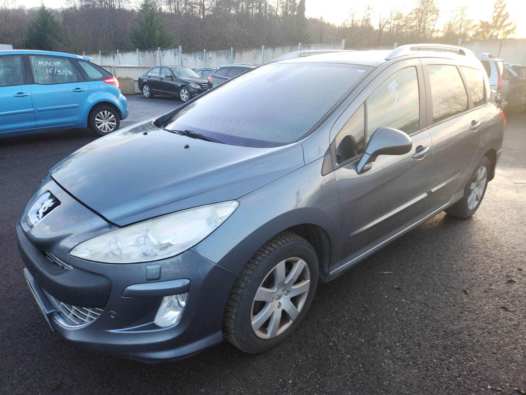 Retroviseur gauche pour PEUGEOT 308 1 SW PHASE 1 BREAK Retroviseur gauche pour PEUGEOT 308 1 SW PHASE 1 BREAK