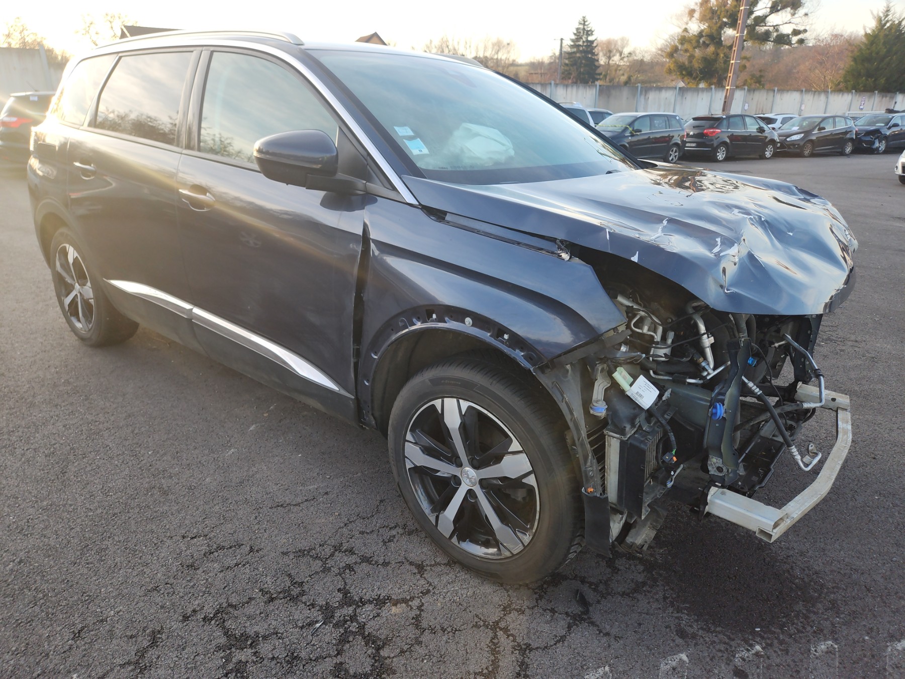 Jante pour PEUGEOT 5008 2 PHASE 1 Jante pour PEUGEOT 5008 2 PHASE 1