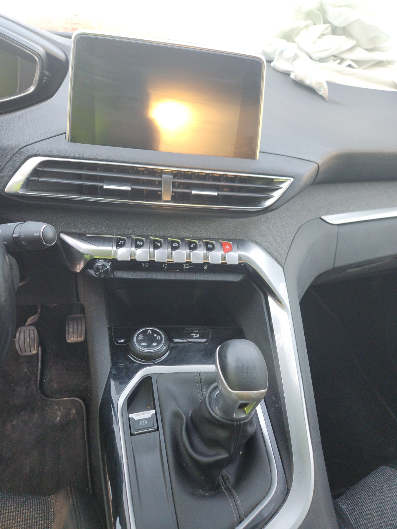 Jante pour PEUGEOT 5008 2 PHASE 1 Jante pour PEUGEOT 5008 2 PHASE 1