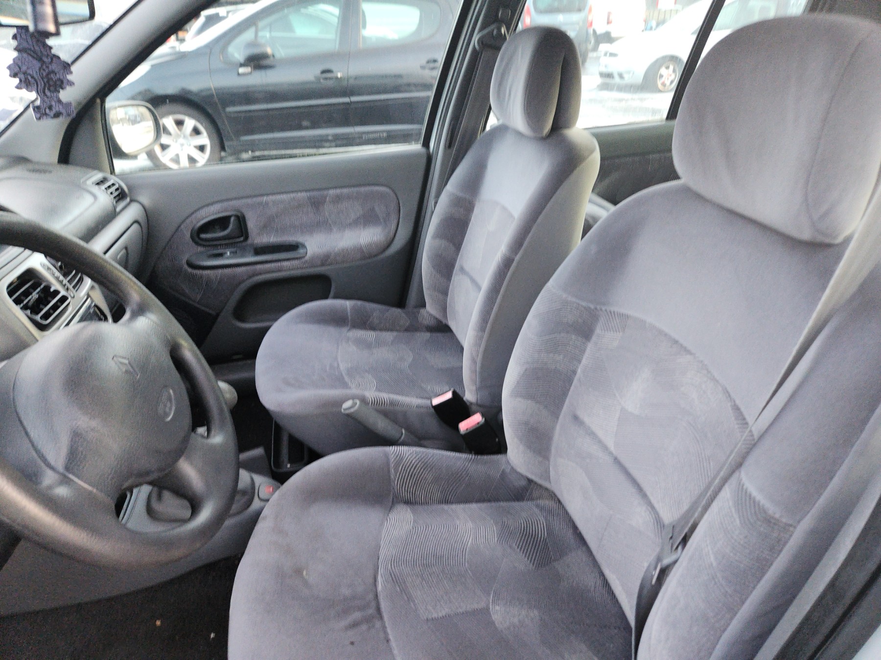Aile avant droit pour RENAULT CLIO 2 PHASE 1 Aile avant droit pour RENAULT CLIO 2 PHASE 1