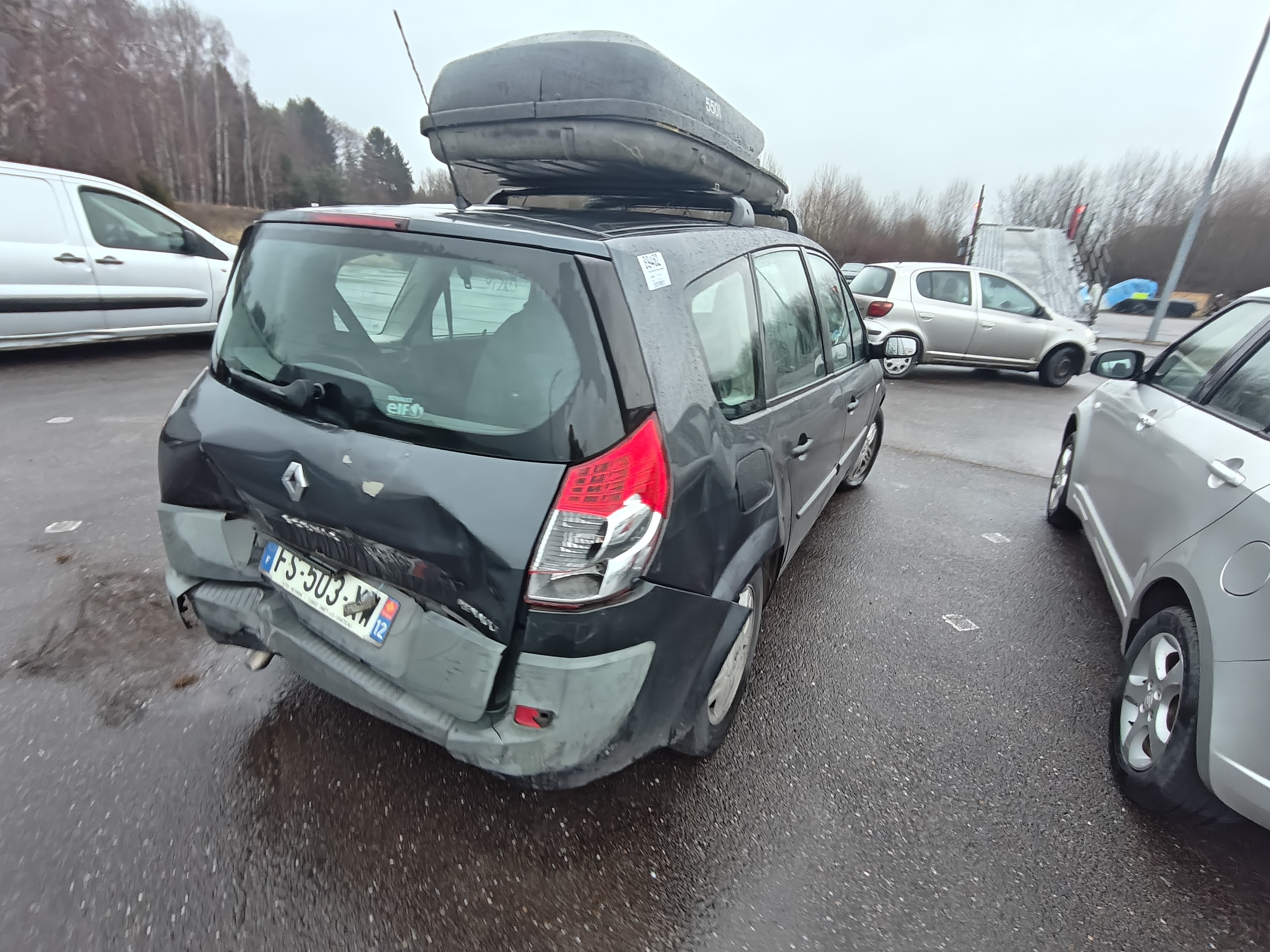 Feu arriere principal gauche (feux) pour RENAULT GRAND SCENIC 2 PHASE 2 Feu arriere principal gauche (feux) pour RENAULT GRAND SCENIC 2 PHASE 2