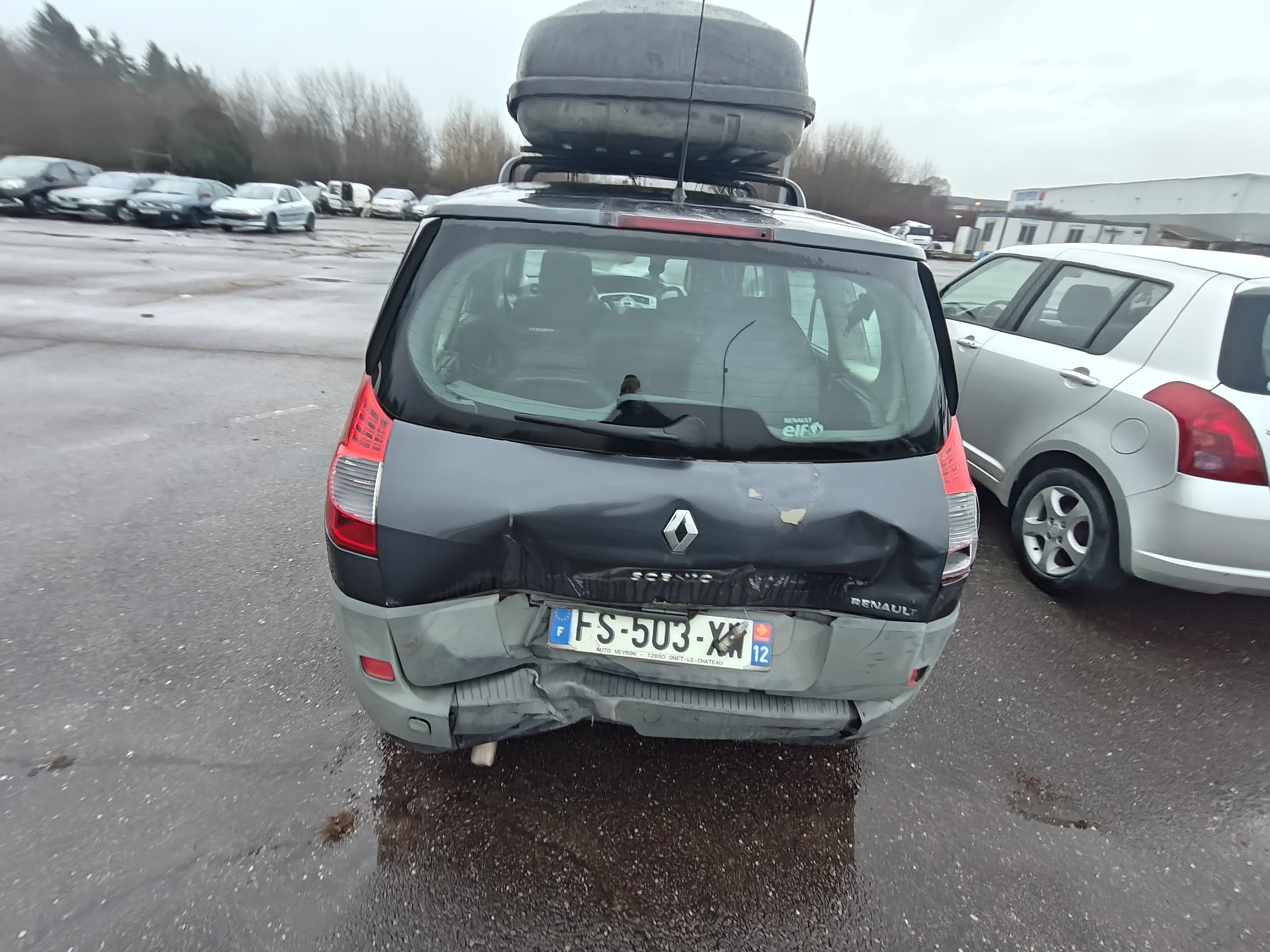 Feu arriere principal gauche (feux) pour RENAULT GRAND SCENIC 2 PHASE 2 Feu arriere principal gauche (feux) pour RENAULT GRAND SCENIC 2 PHASE 2