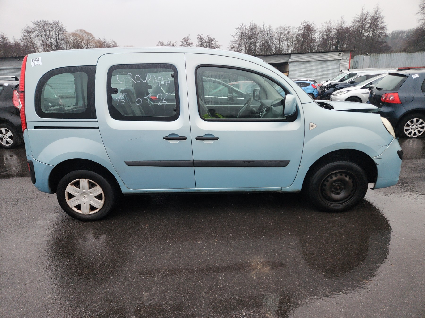 Porte laterale gauche pour RENAULT KANGOO 2 PHASE 1 Porte laterale gauche pour RENAULT KANGOO 2 PHASE 1