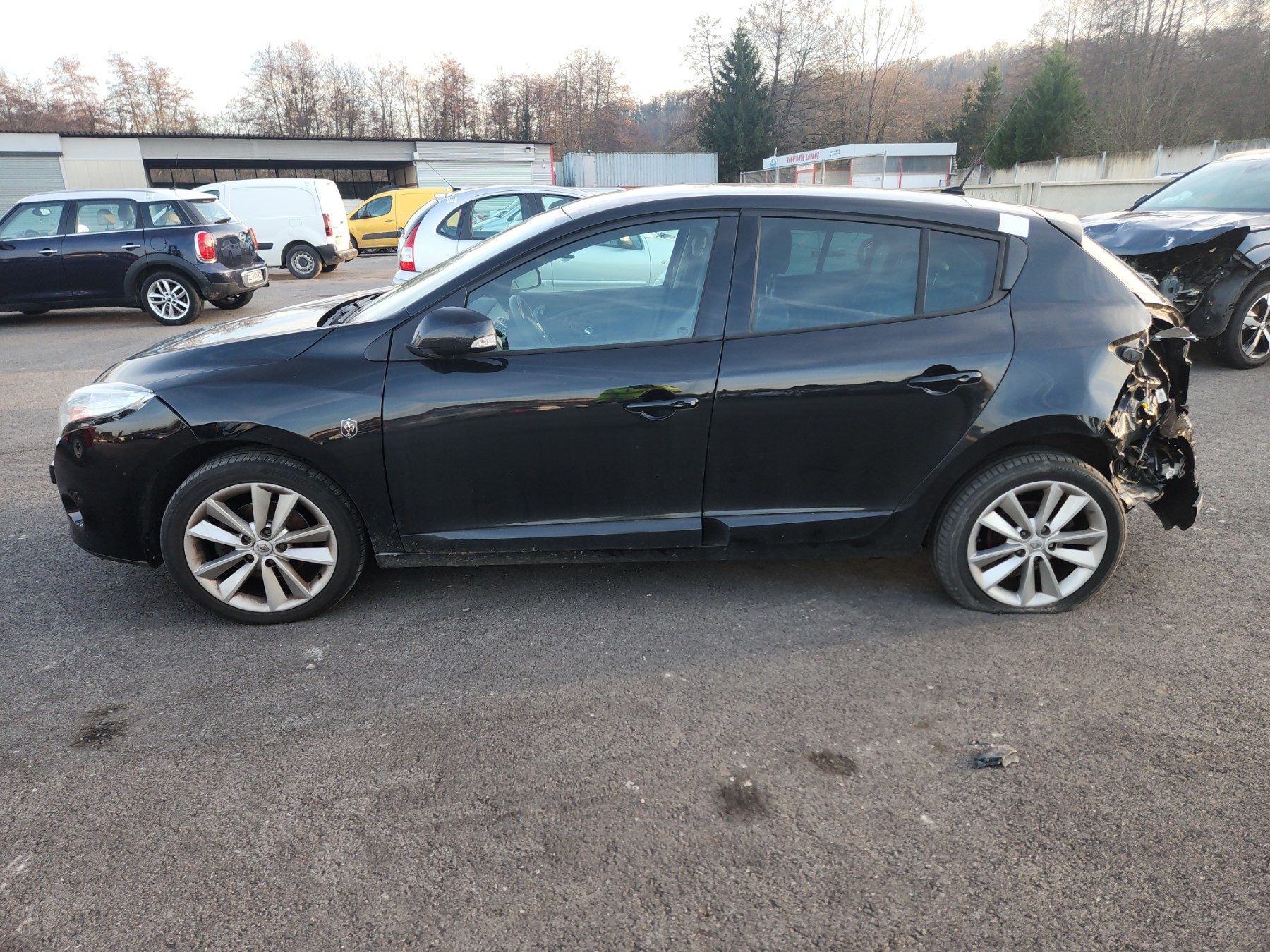 Retroviseur gauche pour RENAULT MEGANE 3 PHASE 1 Retroviseur gauche pour RENAULT MEGANE 3 PHASE 1