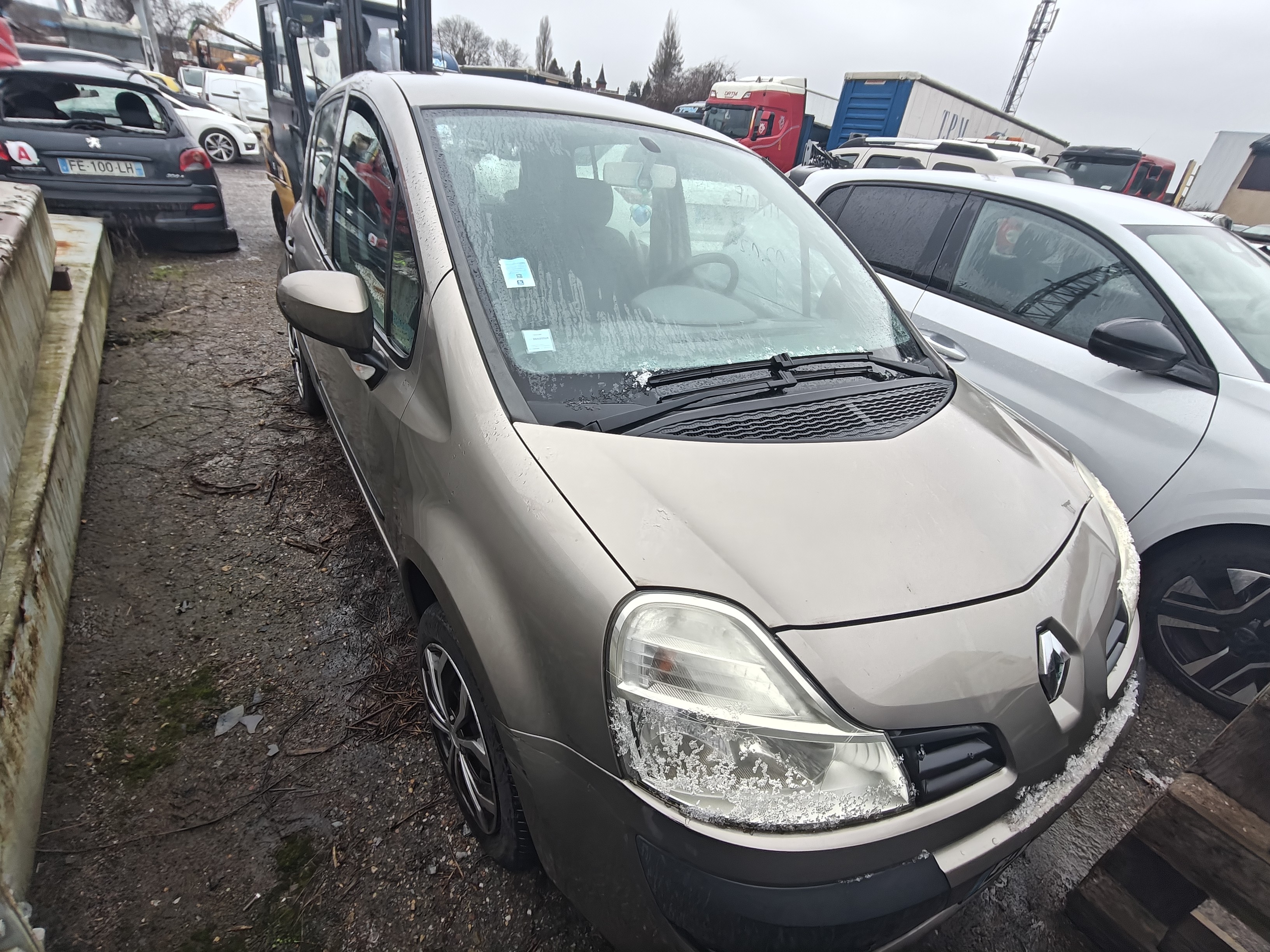 Trappe d'essence pour RENAULT MODUS PHASE 2 Trappe d'essence pour RENAULT MODUS PHASE 2