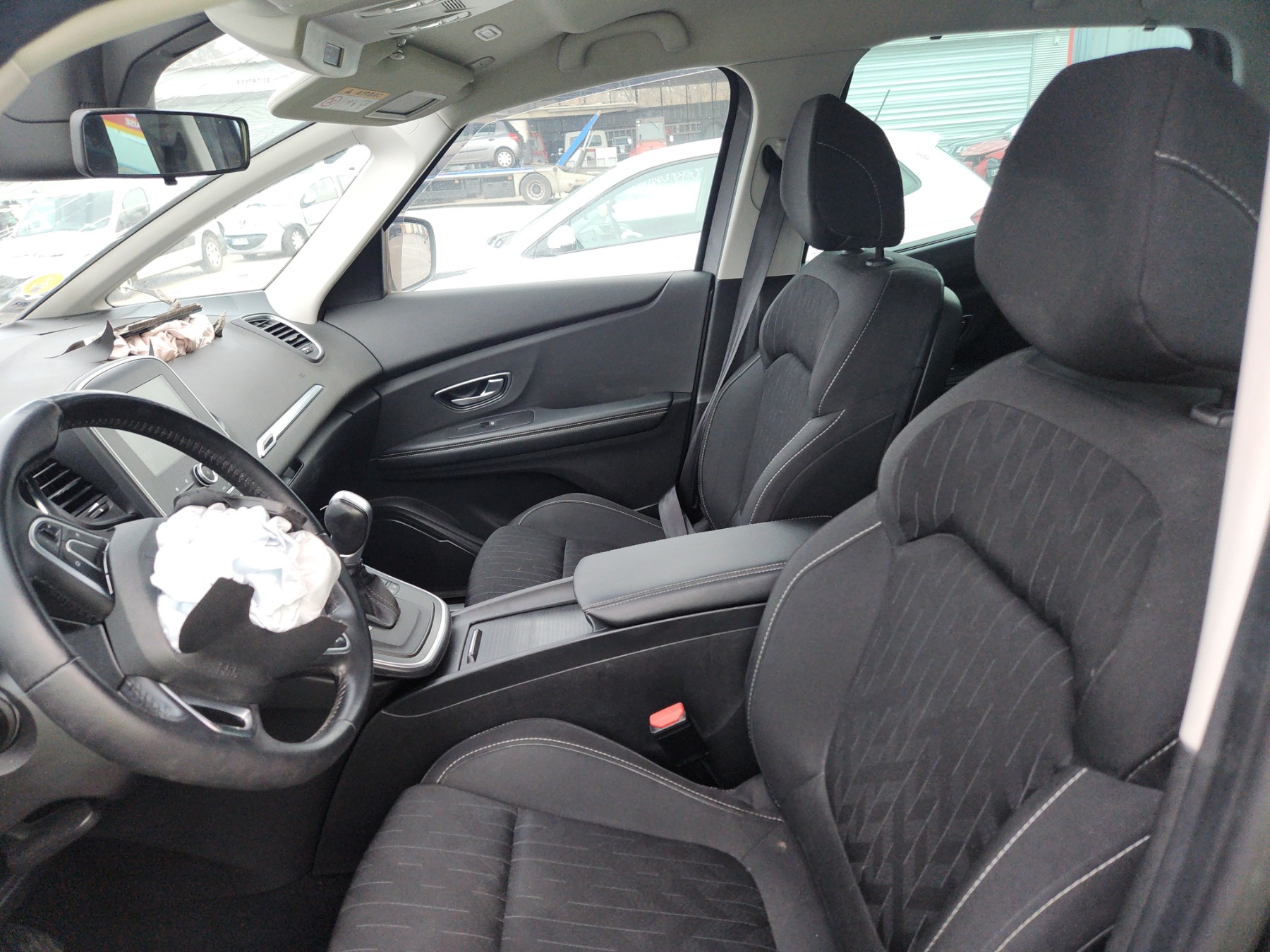 Poignee interieur arriere gauche pour RENAULT SCENIC 4 Poignee interieur arriere gauche pour RENAULT SCENIC 4