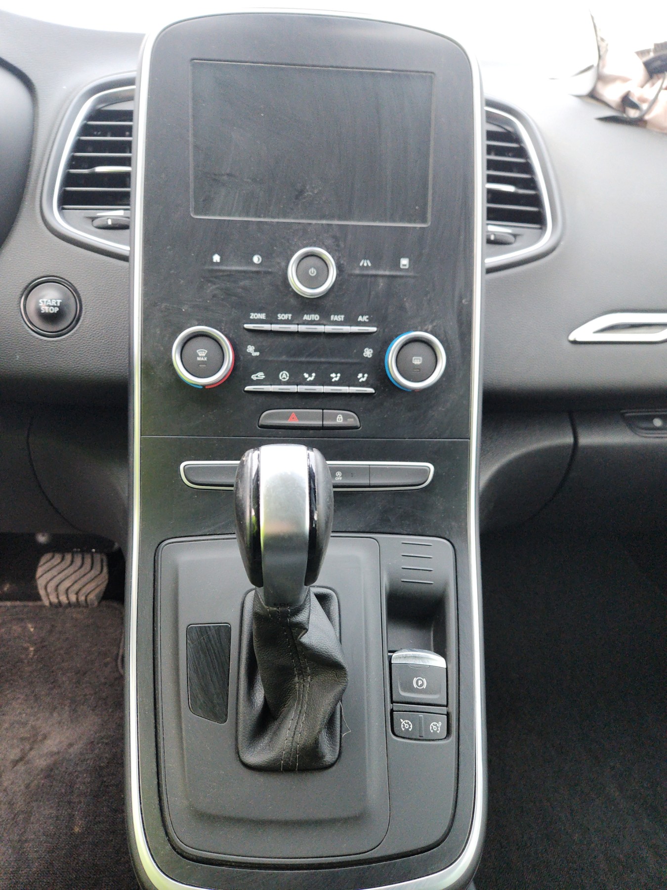Poignee interieur arriere gauche pour RENAULT SCENIC 4 Poignee interieur arriere gauche pour RENAULT SCENIC 4