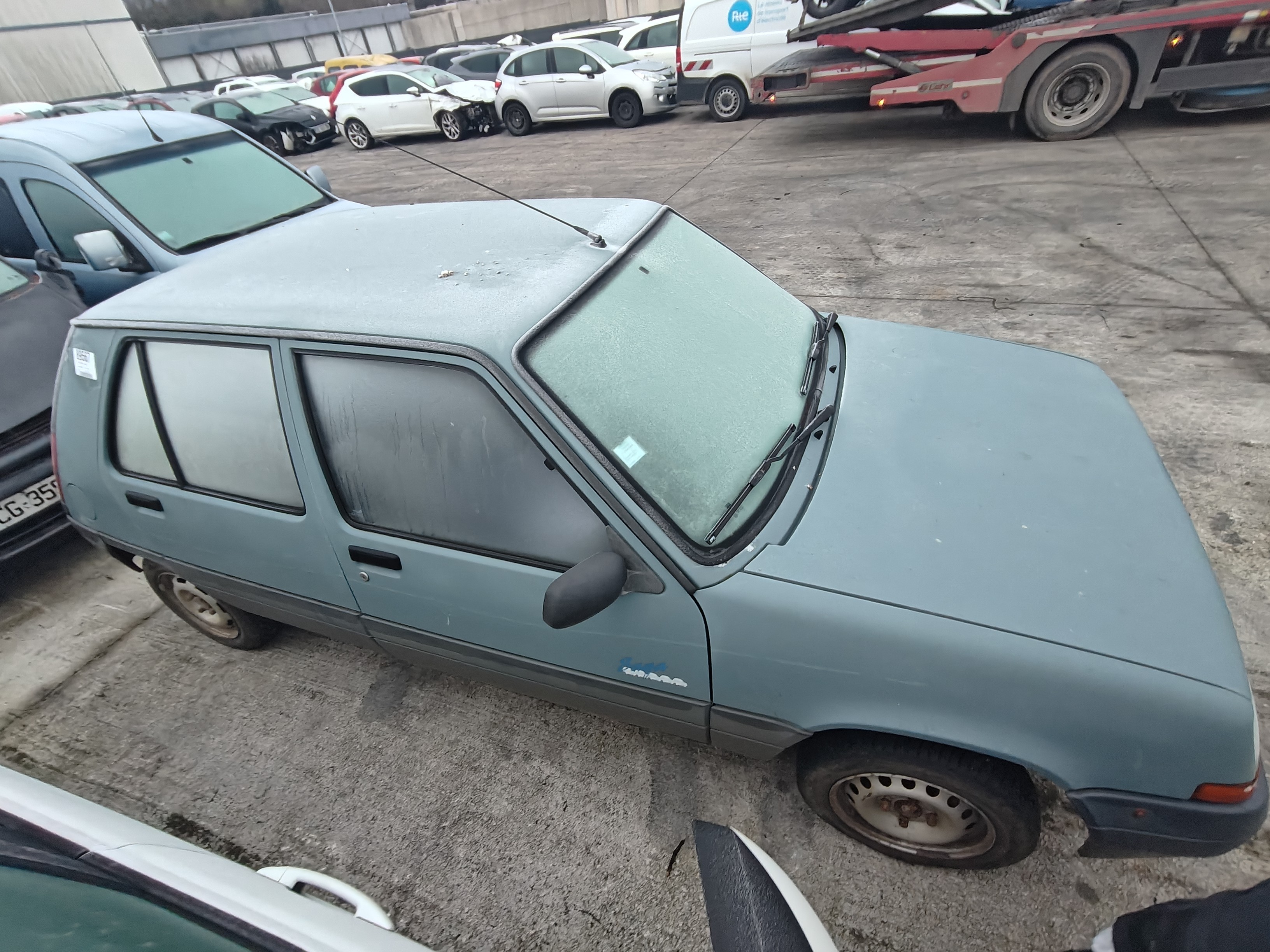 Calandre pour RENAULT SUPER 5 Calandre pour RENAULT SUPER 5