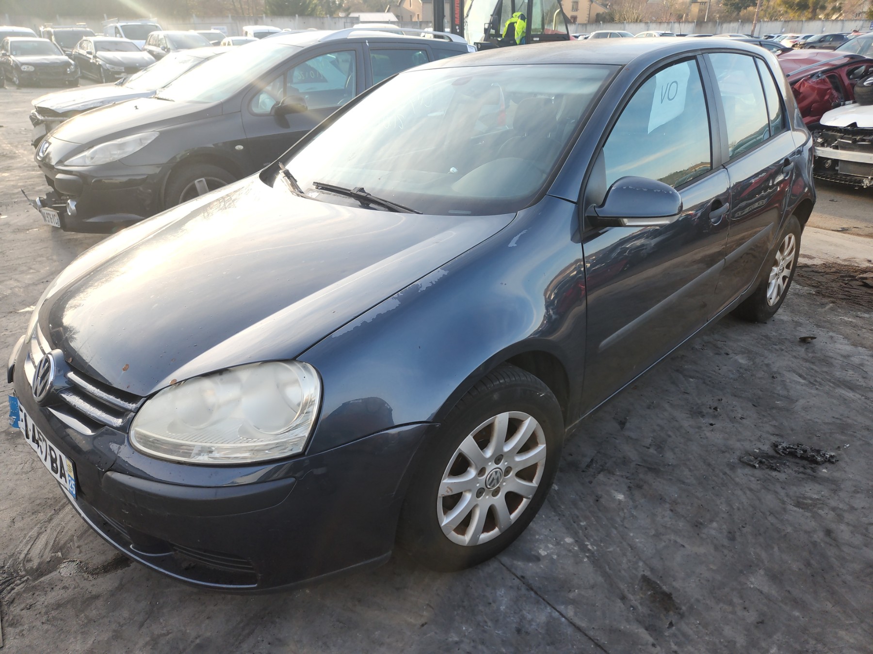 Calandre pour VOLKSWAGEN GOLF 5 Calandre pour VOLKSWAGEN GOLF 5