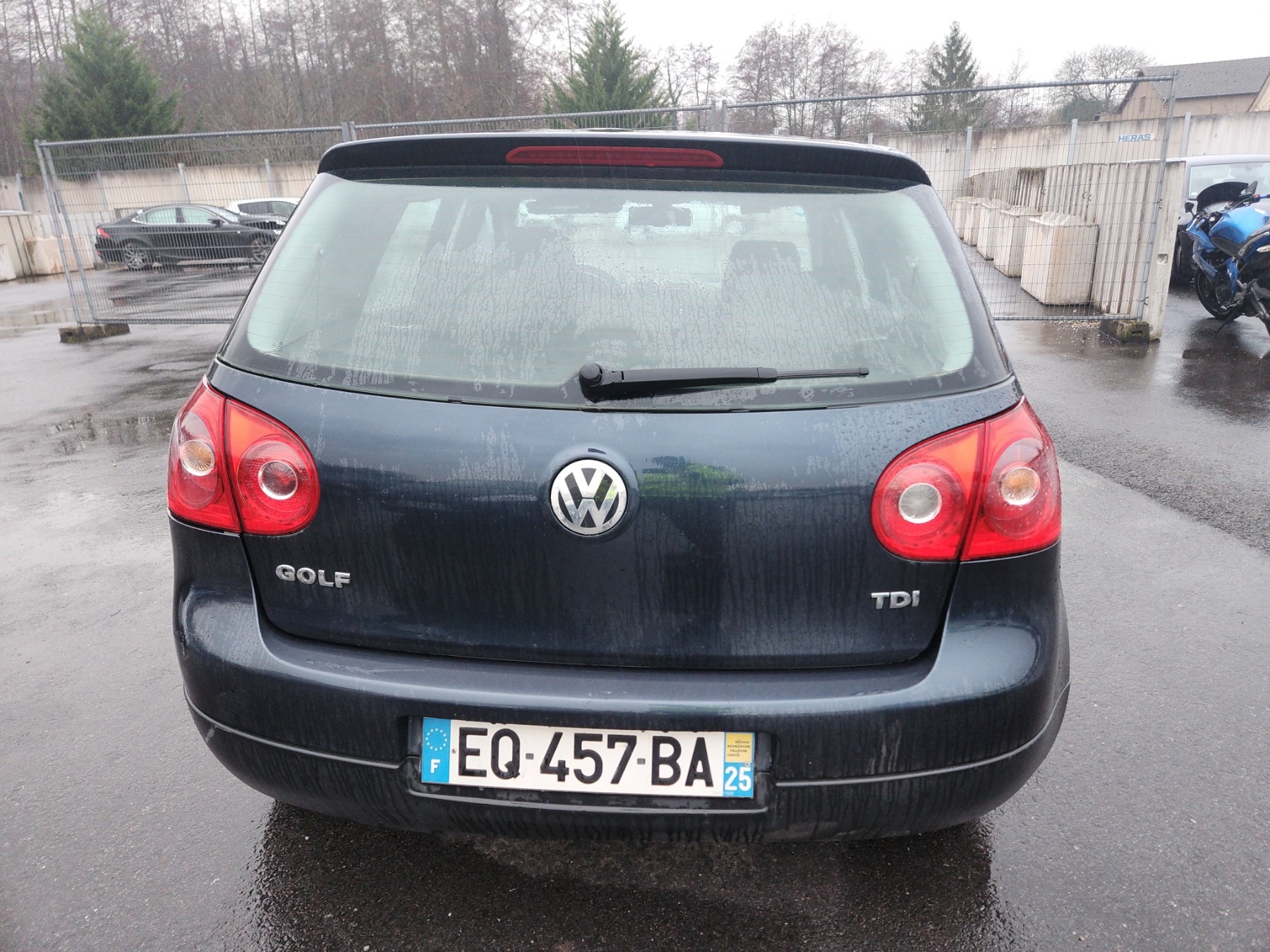 Calandre pour VOLKSWAGEN GOLF 5 Calandre pour VOLKSWAGEN GOLF 5