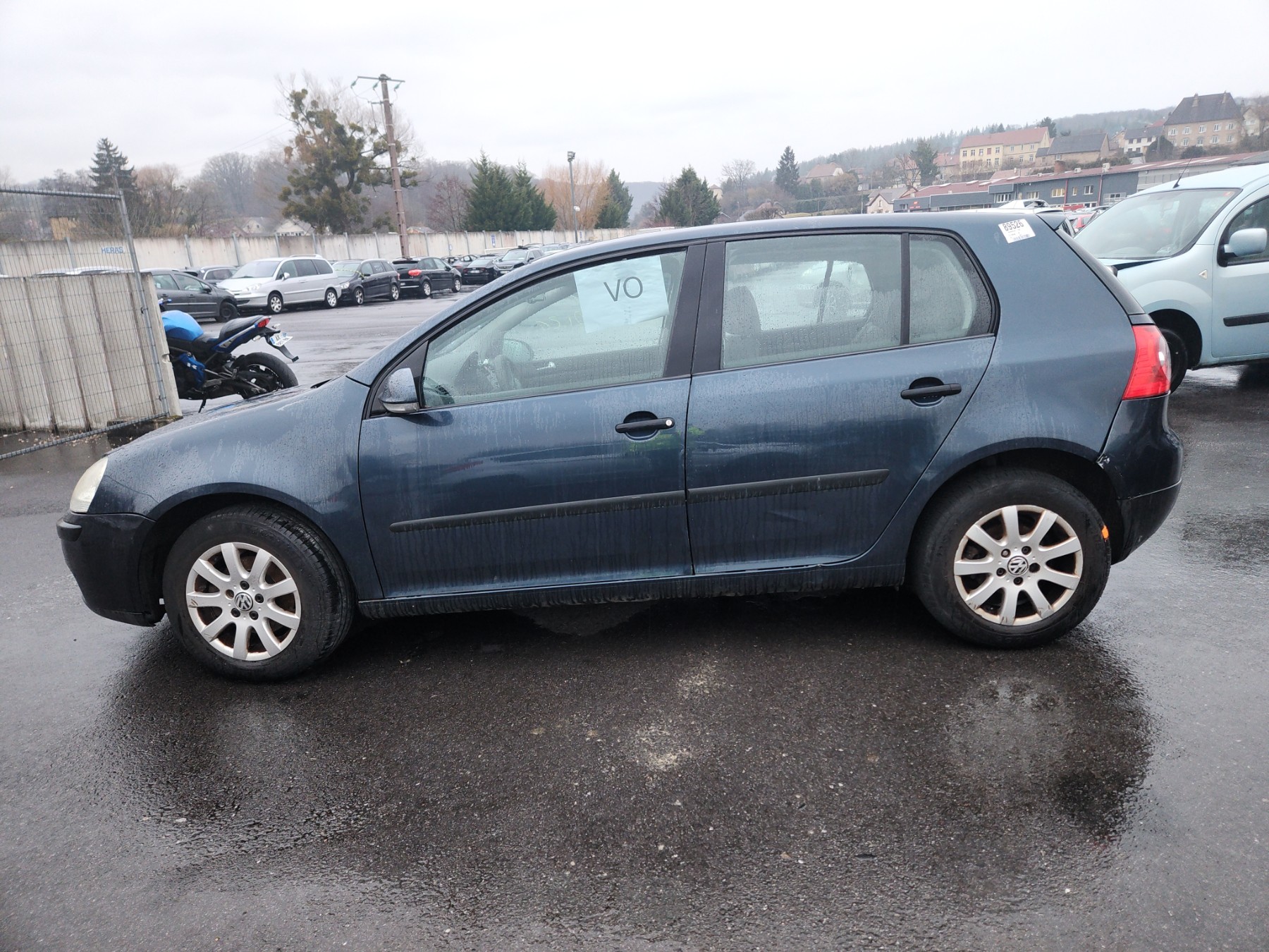 Calandre pour VOLKSWAGEN GOLF 5 Calandre pour VOLKSWAGEN GOLF 5