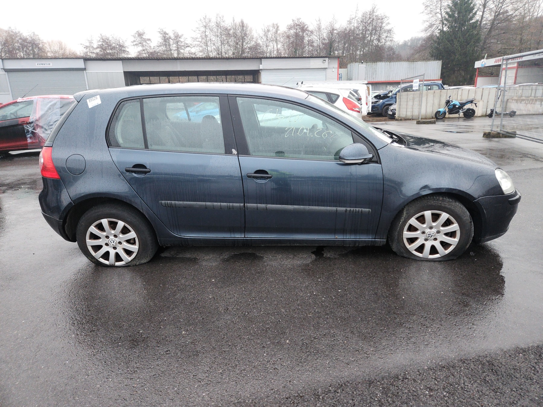 Calandre pour VOLKSWAGEN GOLF 5 Calandre pour VOLKSWAGEN GOLF 5