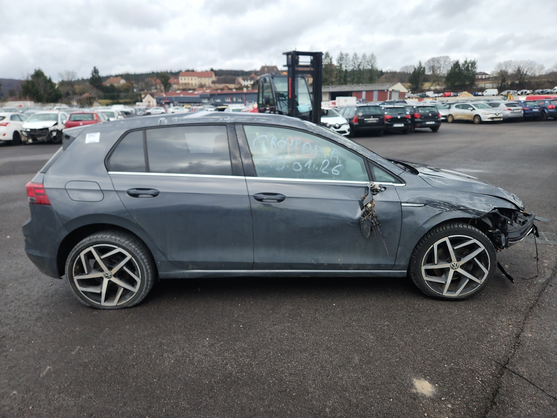 Siege avant gauche pour VOLKSWAGEN GOLF 8 PHASE 1 Siege avant gauche pour VOLKSWAGEN GOLF 8 PHASE 1