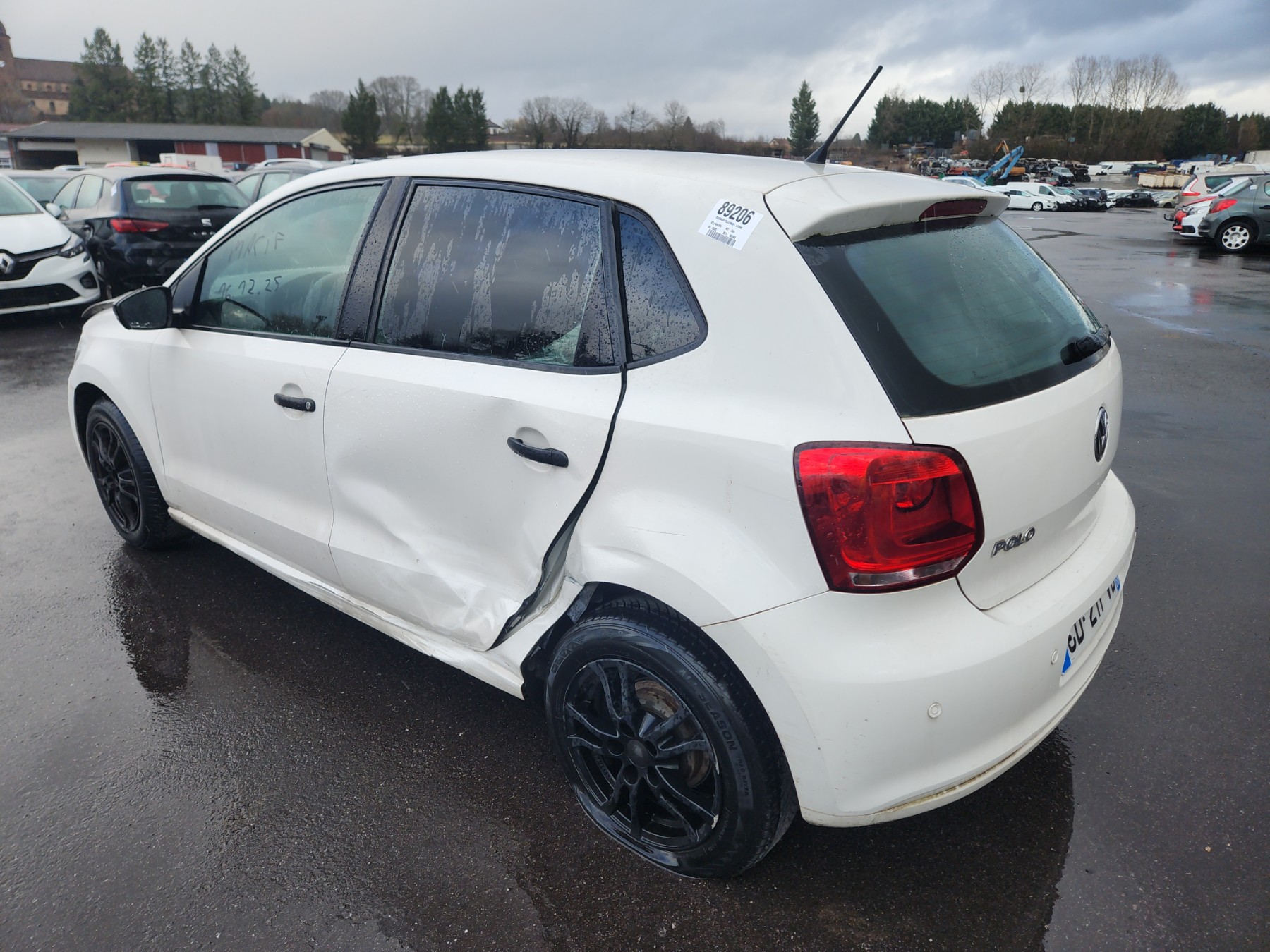 Feu arriere principal gauche (feux) pour VOLKSWAGEN POLO 5 PHASE 1 Feu arriere principal gauche (feux) pour VOLKSWAGEN POLO 5 PHASE 1