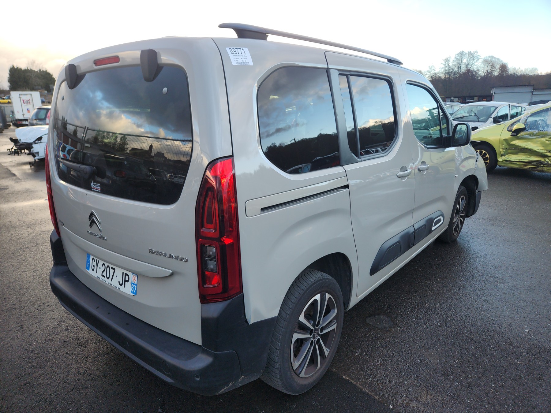 Ressort de suspension arriere pour CITROEN BERLINGO 3 M PHASE 1 Ressort de suspension arriere pour CITROEN BERLINGO 3 M PHASE 1